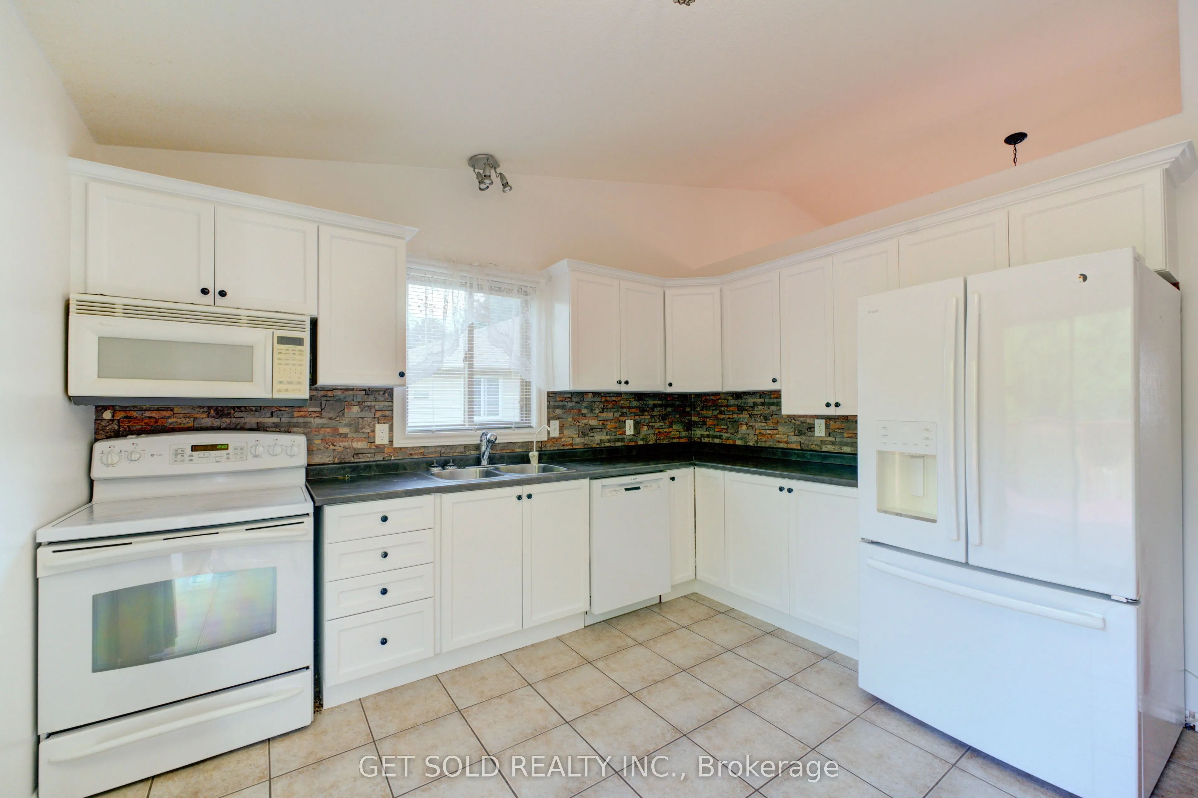 40 Jo Whitney Court