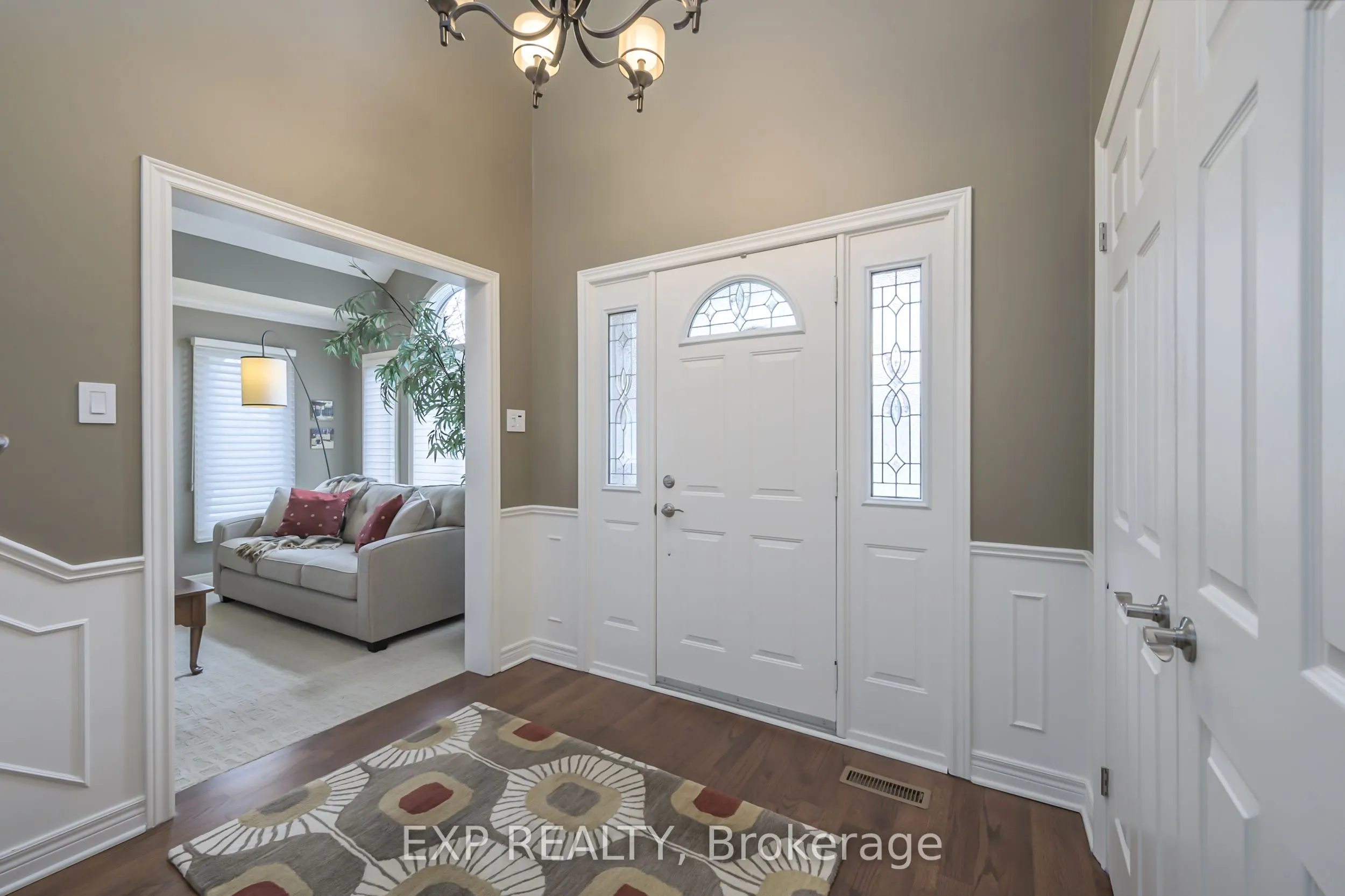 22 Glenridge Crescent