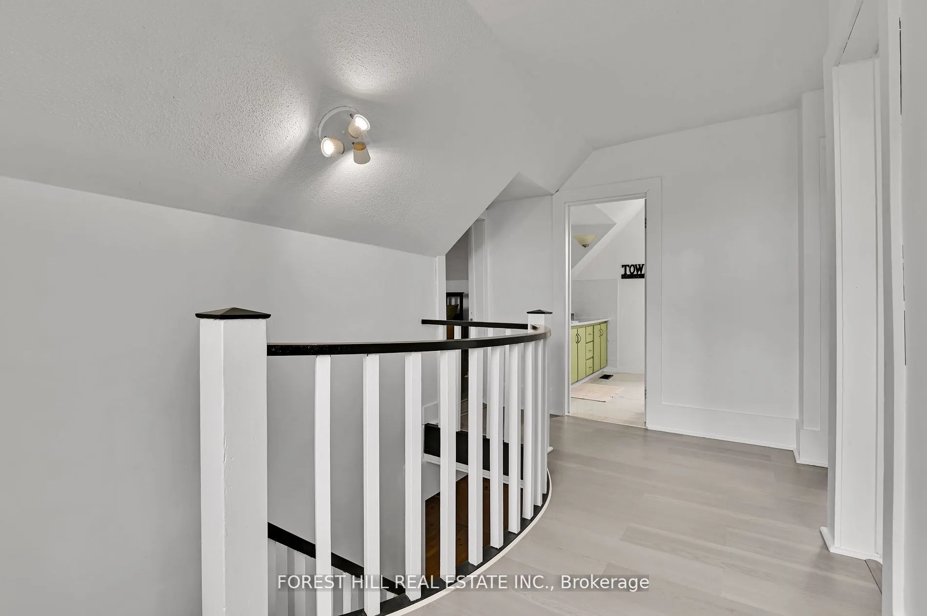 3574 Avonmore Road