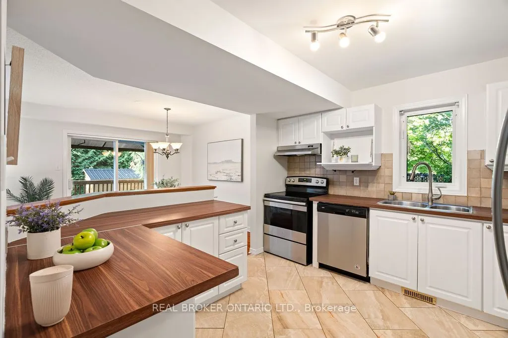 2 Sherring Crescent