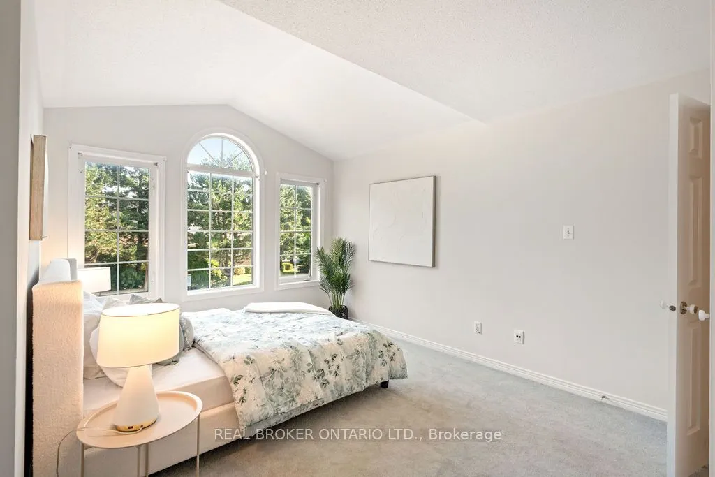 2 Sherring Crescent
