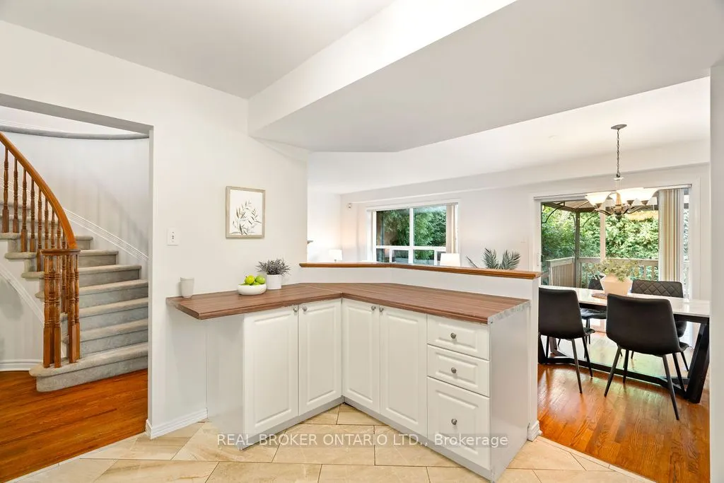 2 Sherring Crescent