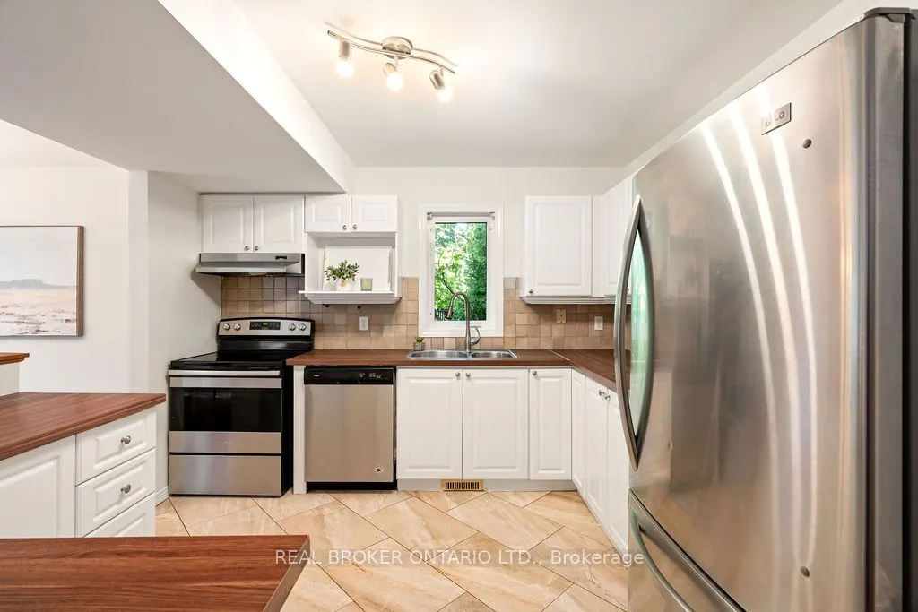 2 Sherring Crescent