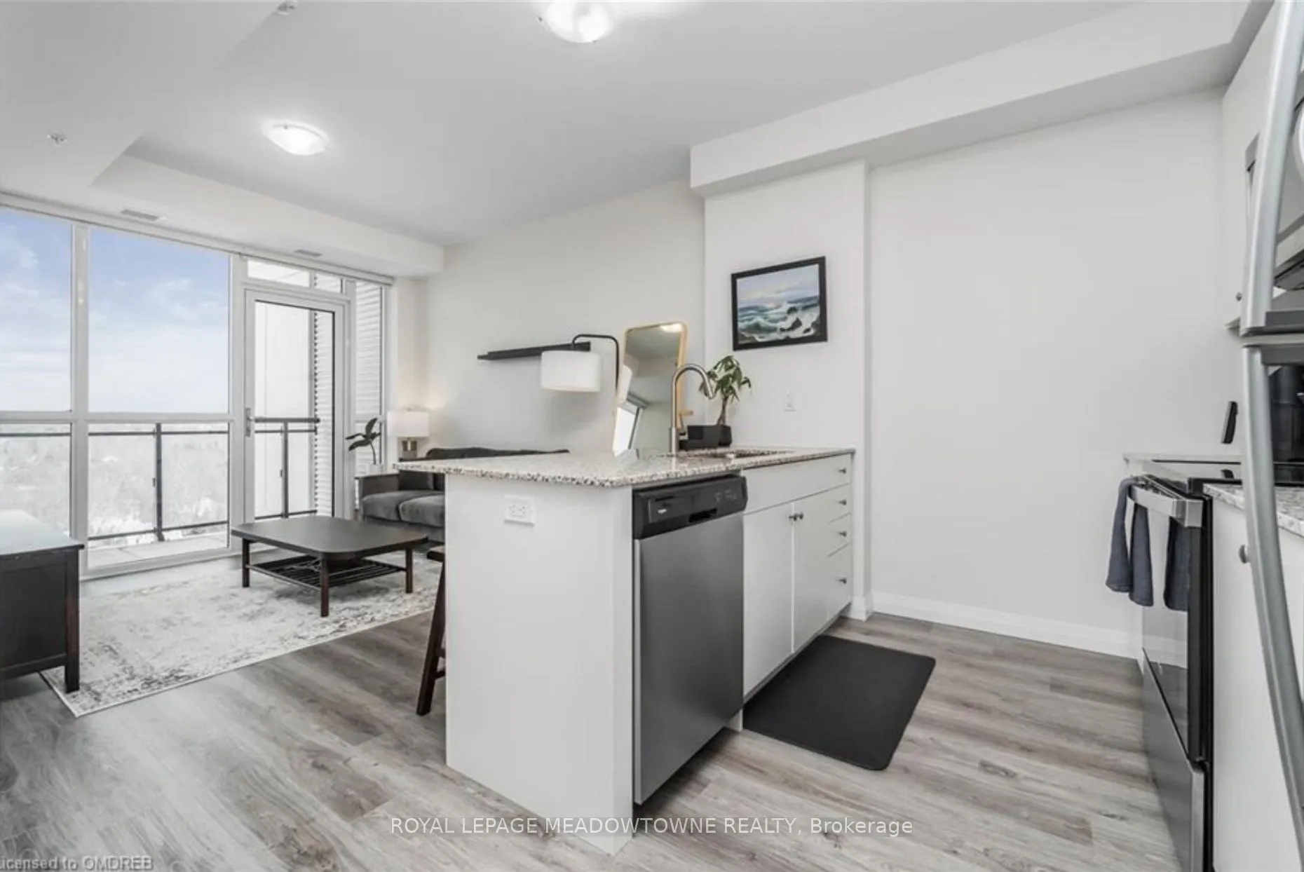 60 Charles Street W, #1206