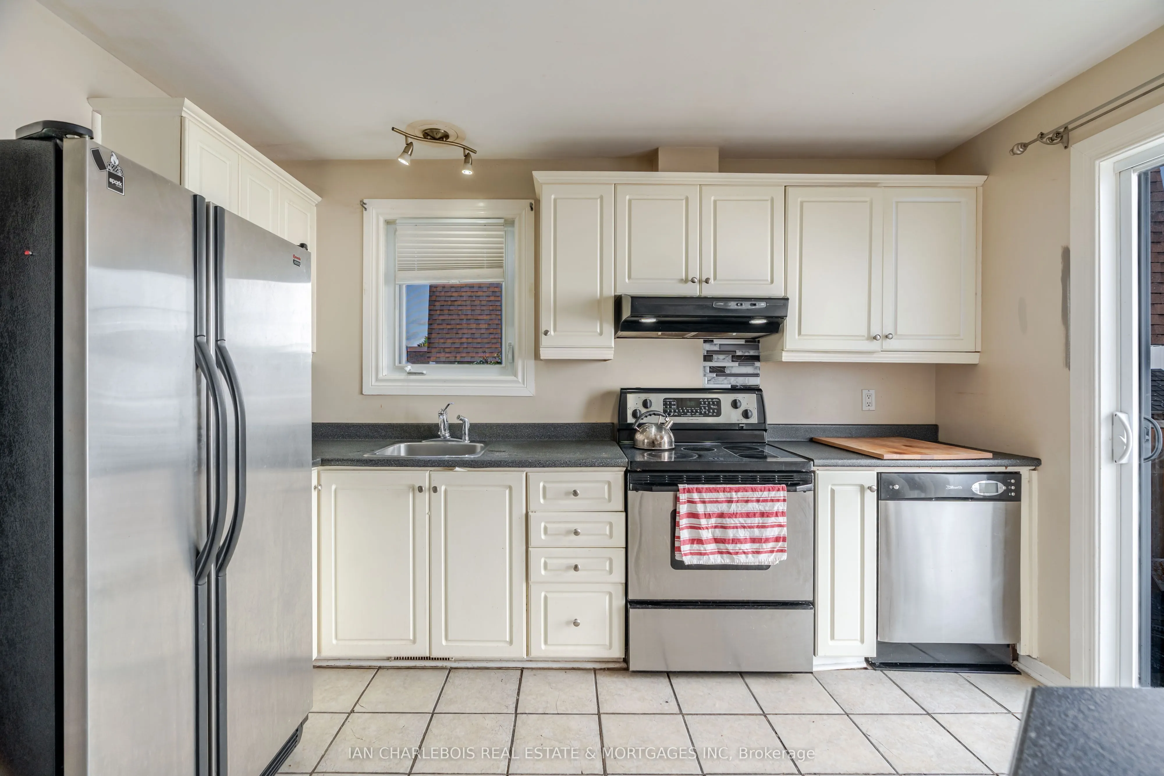 837 Eastvale Drive, #31