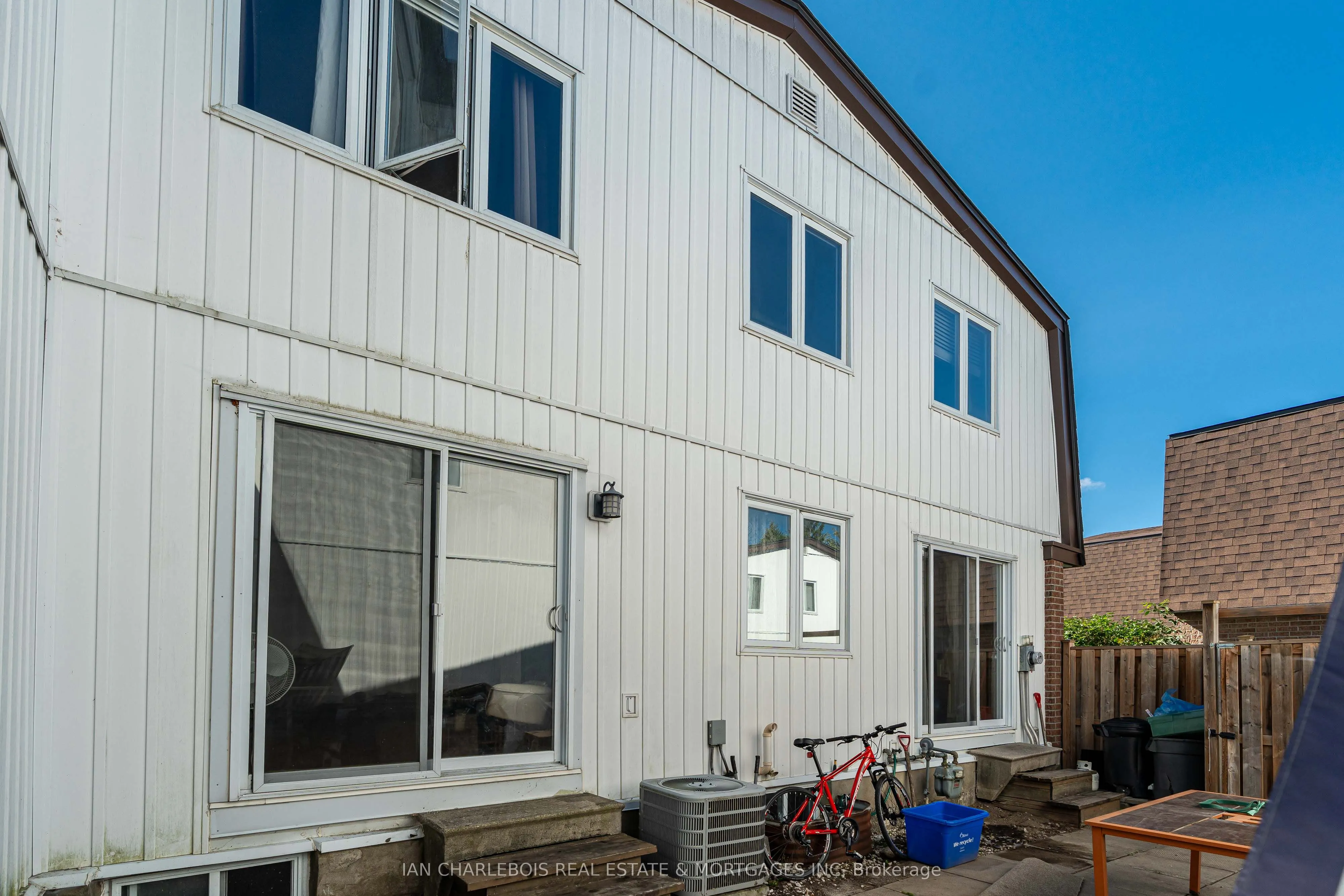 837 Eastvale Drive, #31