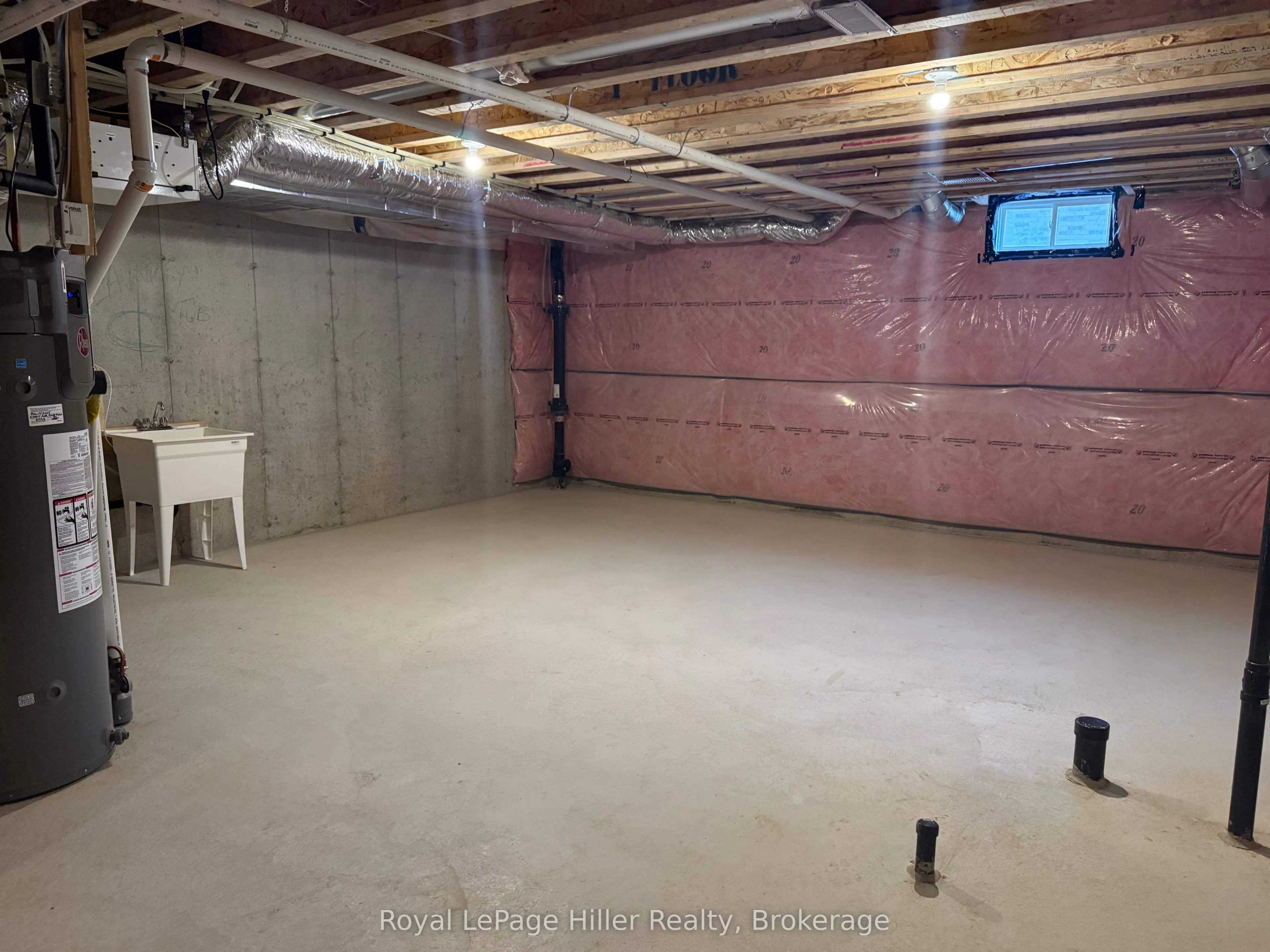 4 Poett Avenue