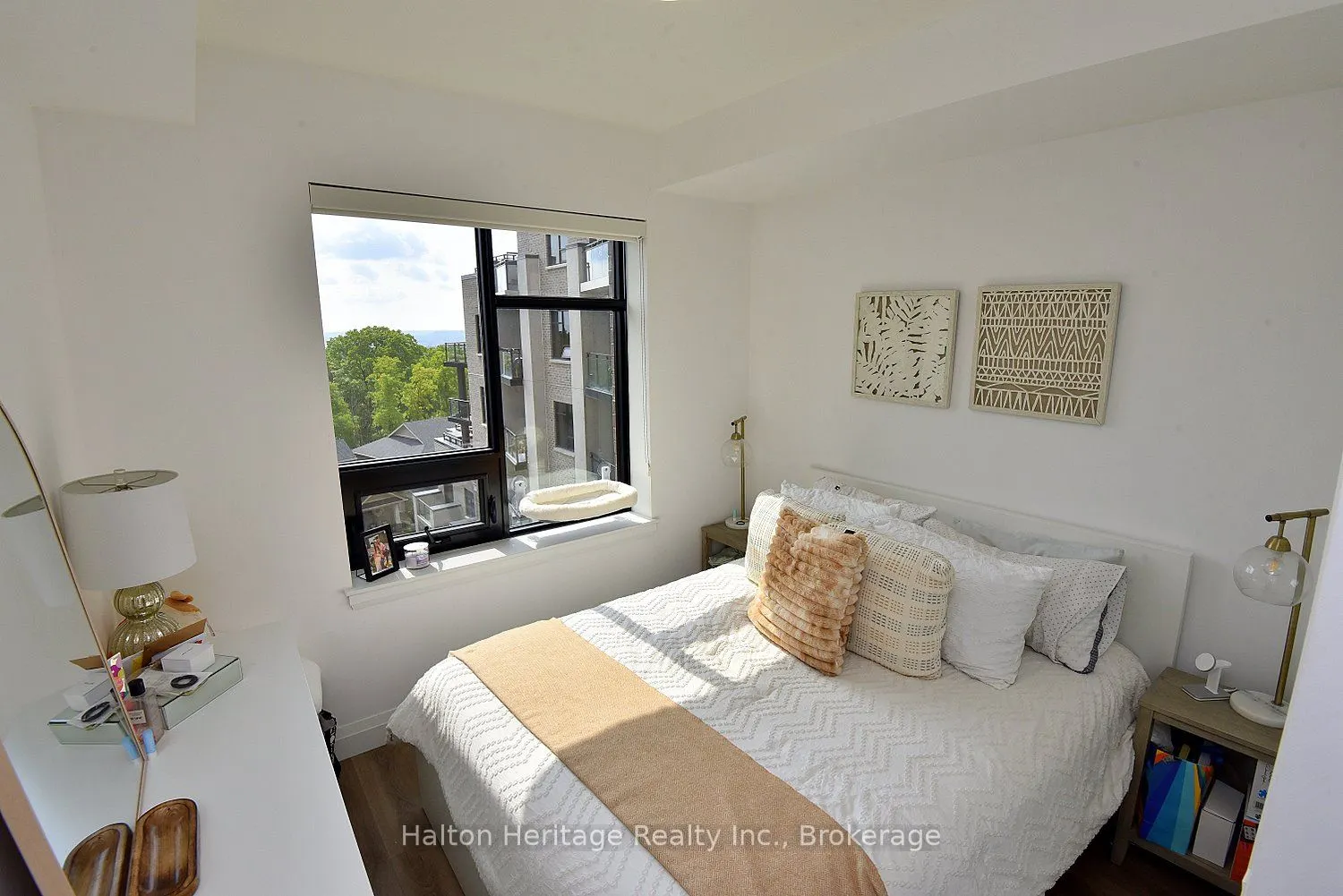 30 Hamilton Street S, #510