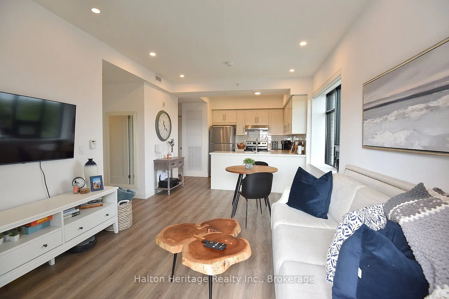 30 Hamilton Street S, #510