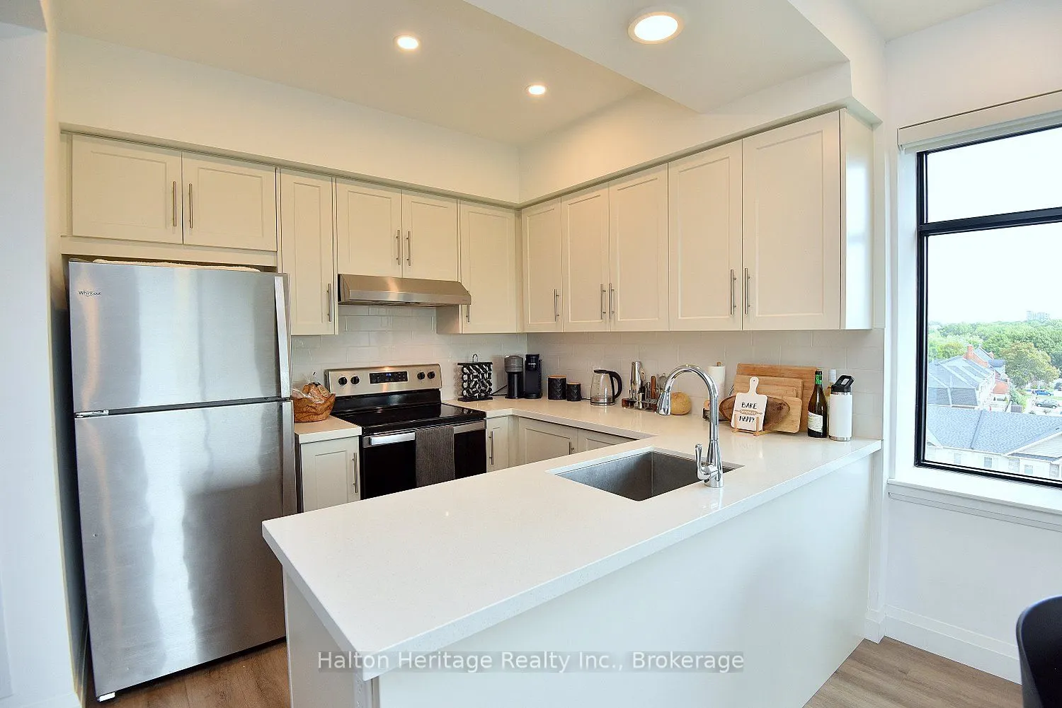 30 Hamilton Street S, #510