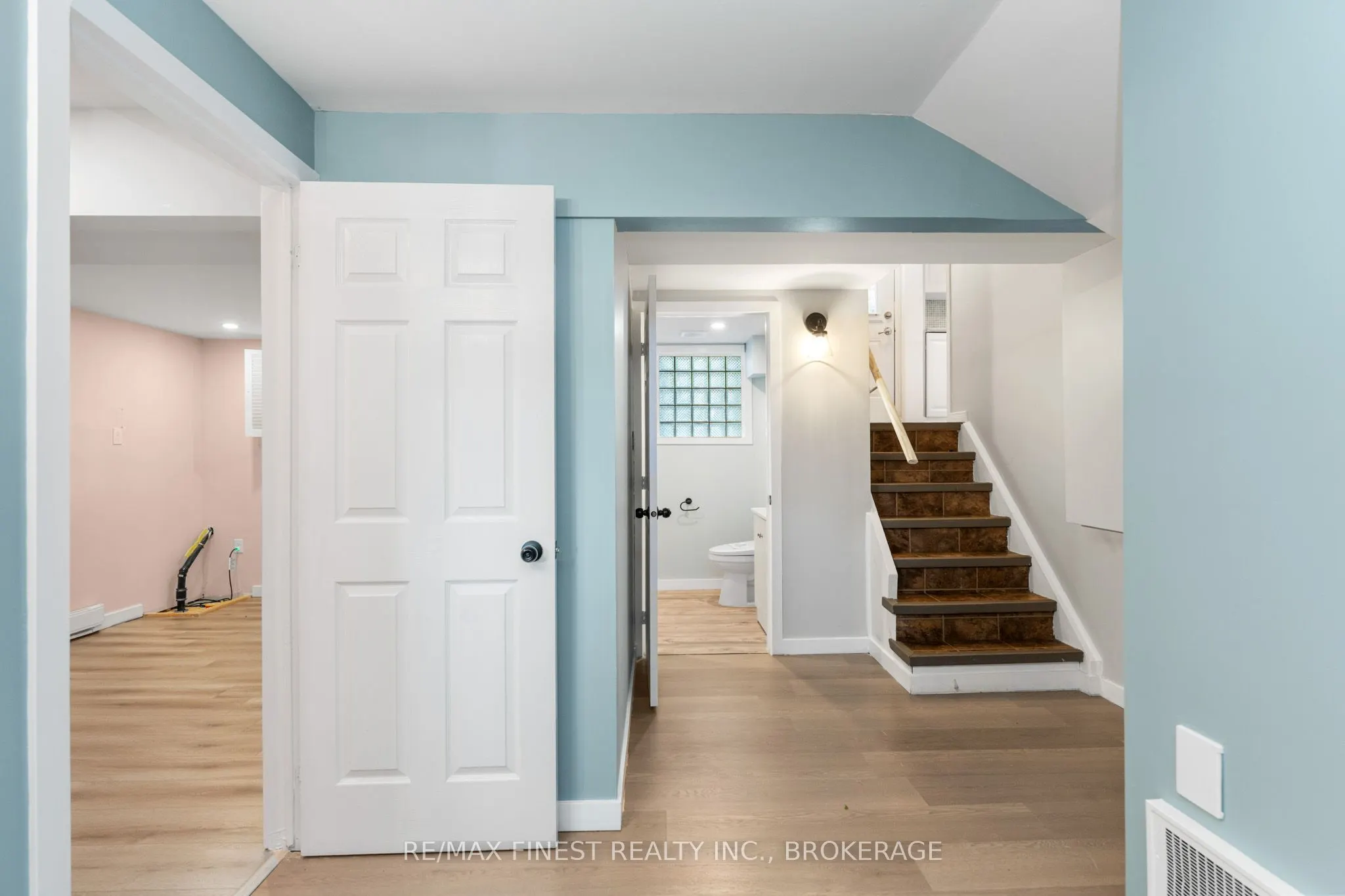 52 Windsor Drive