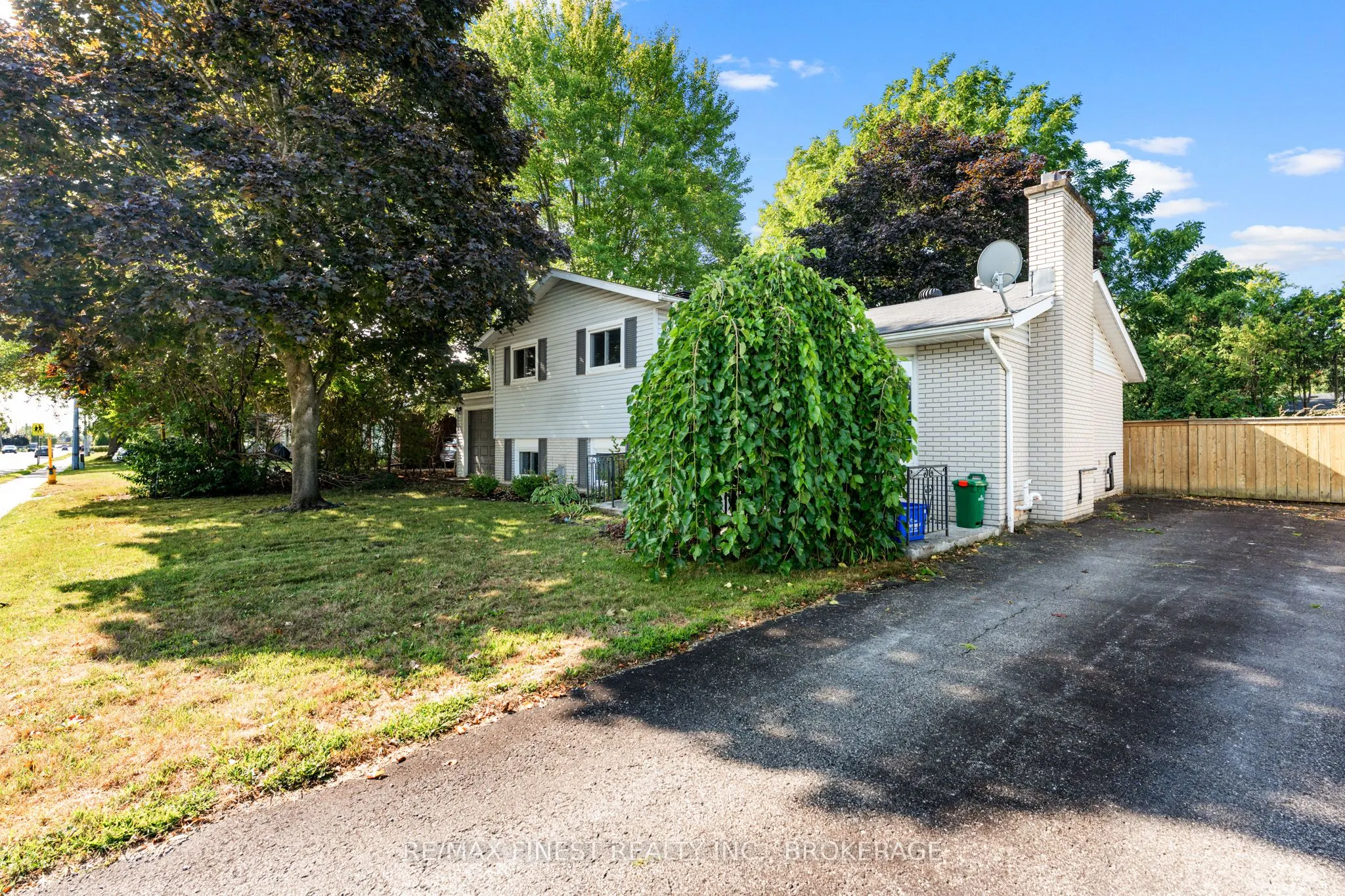 52 Windsor Drive