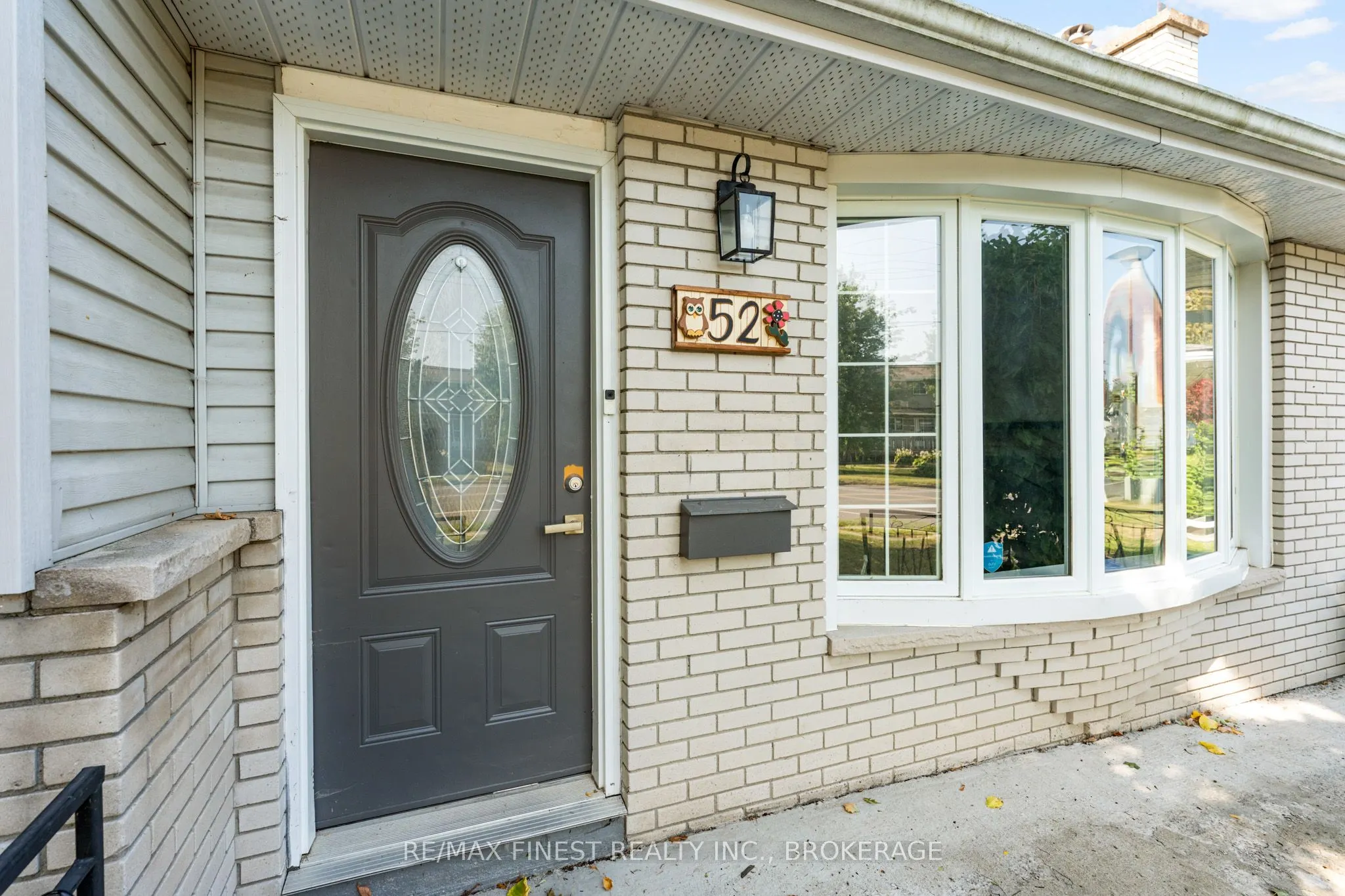 52 Windsor Drive
