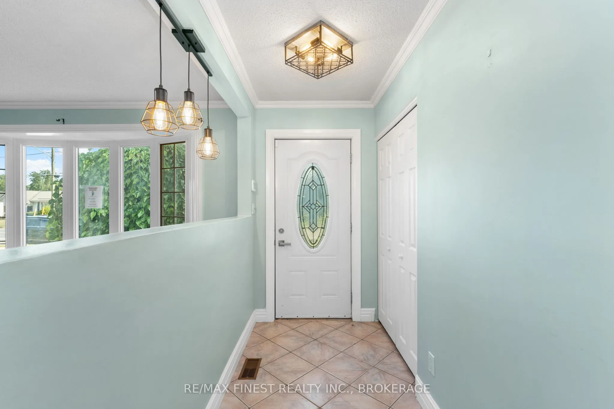 52 Windsor Drive