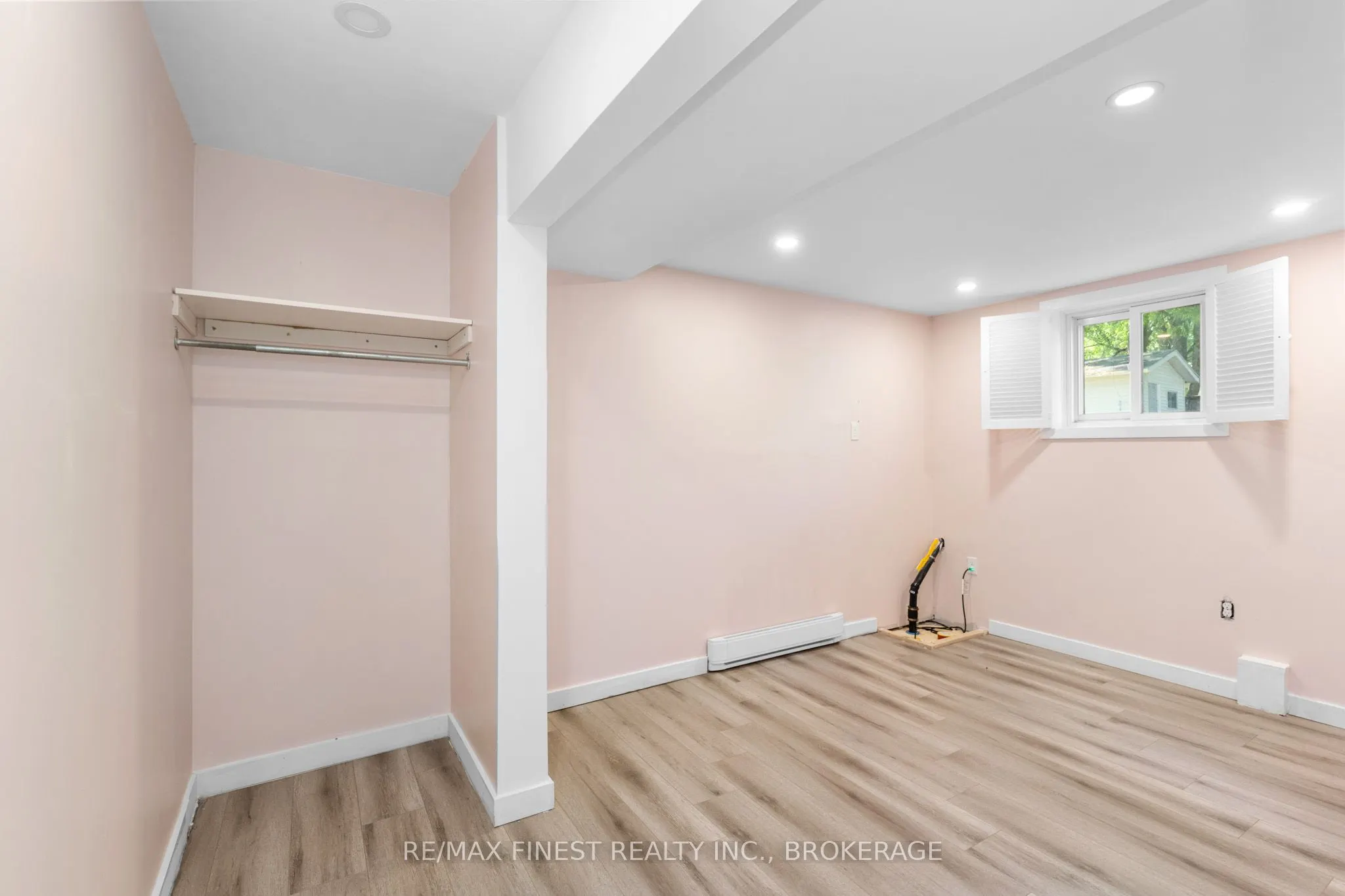 52 Windsor Drive