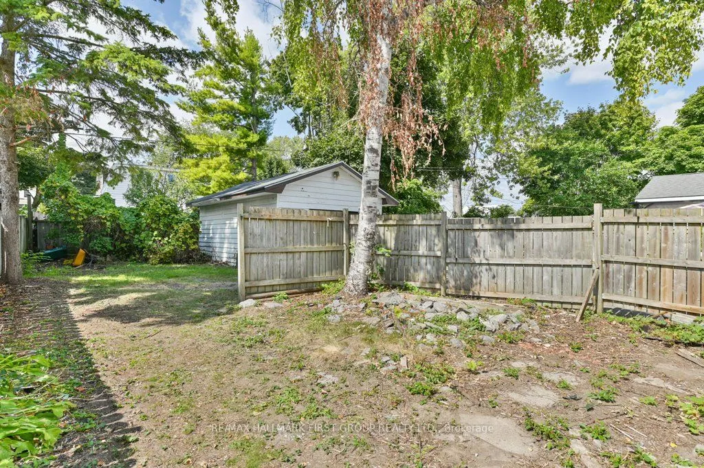 34 Hillside Street