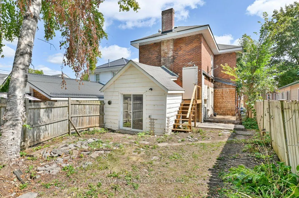 34 Hillside Street