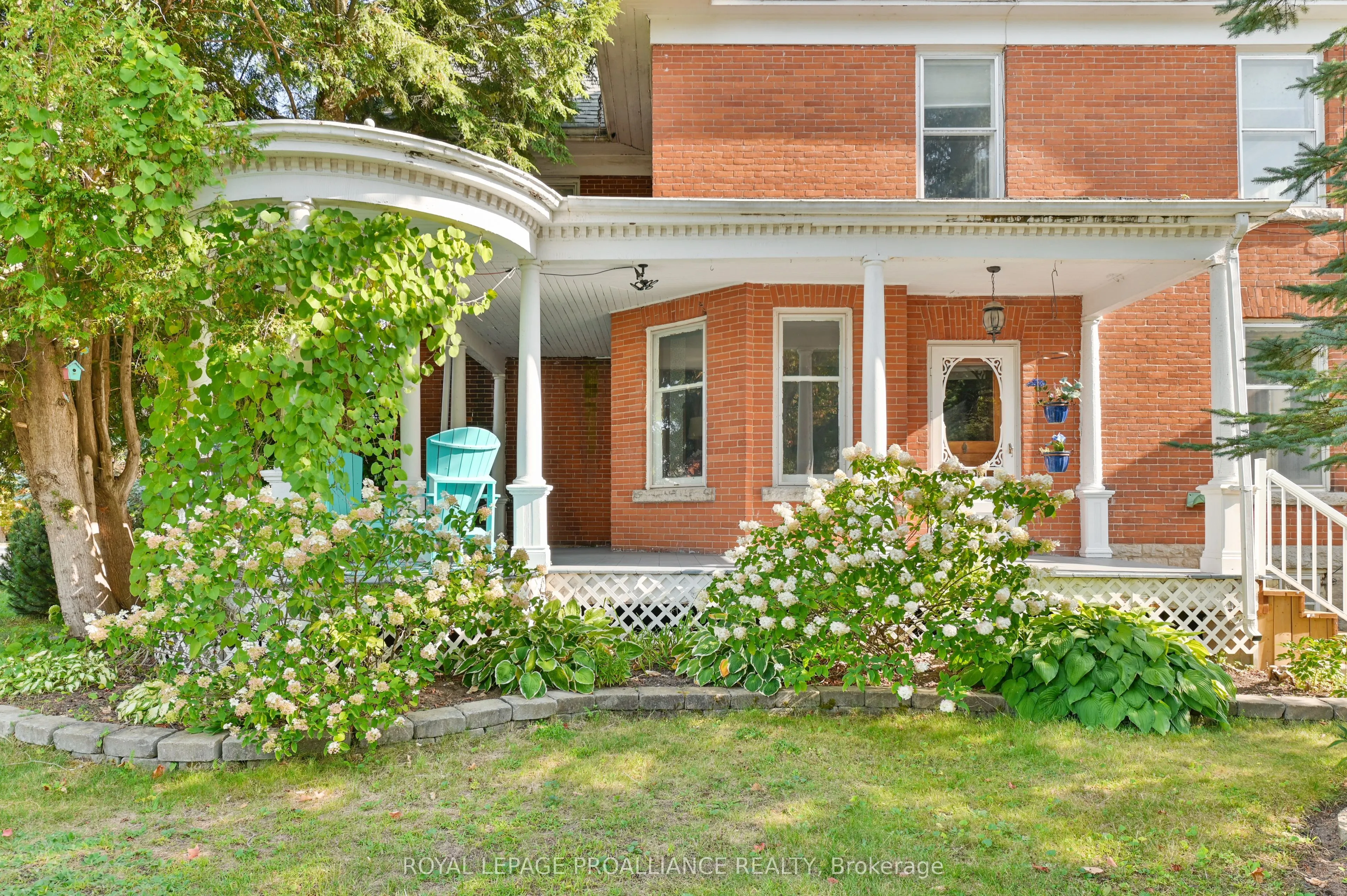 262 Metcalf Street