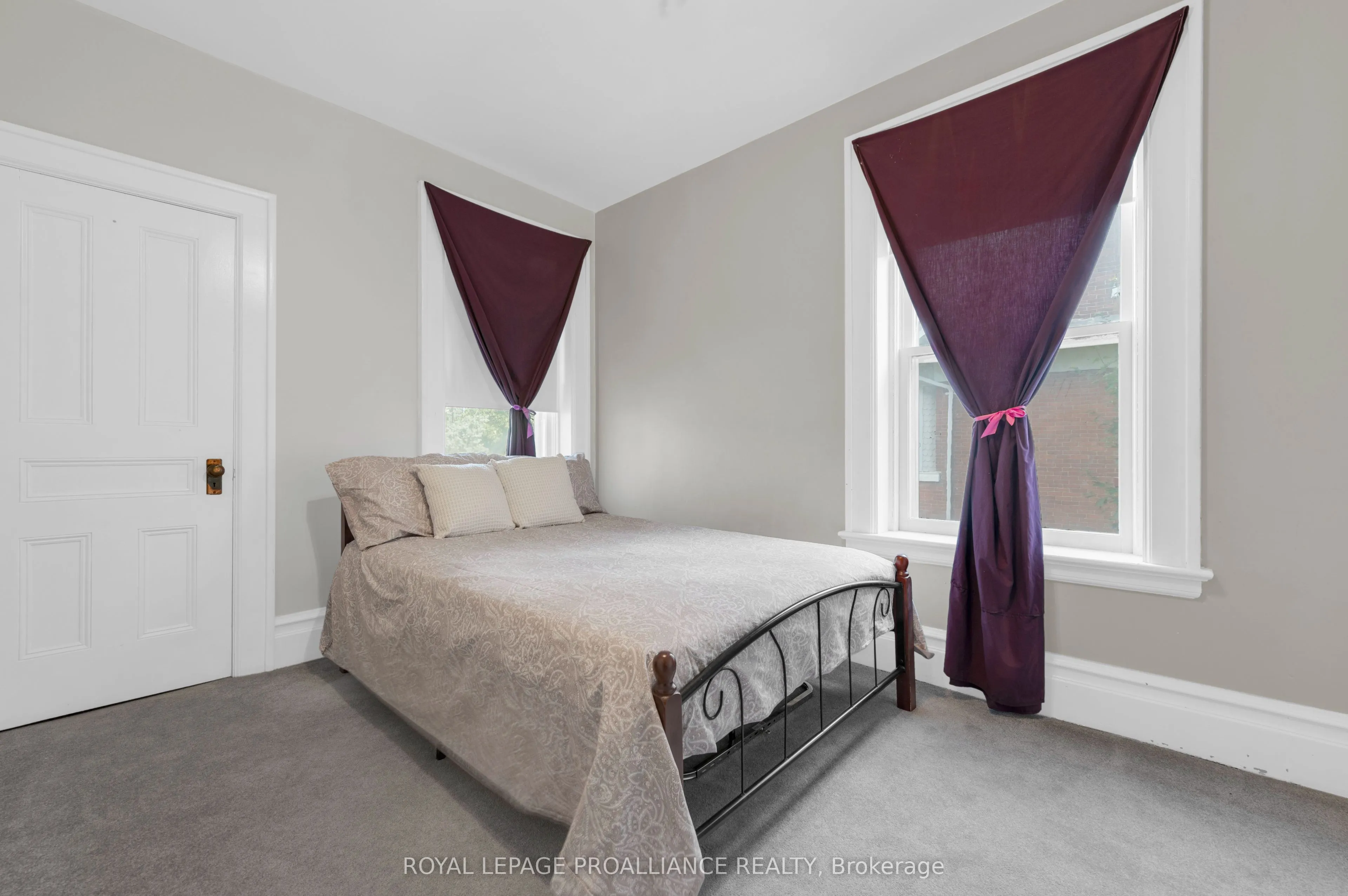 262 Metcalf Street