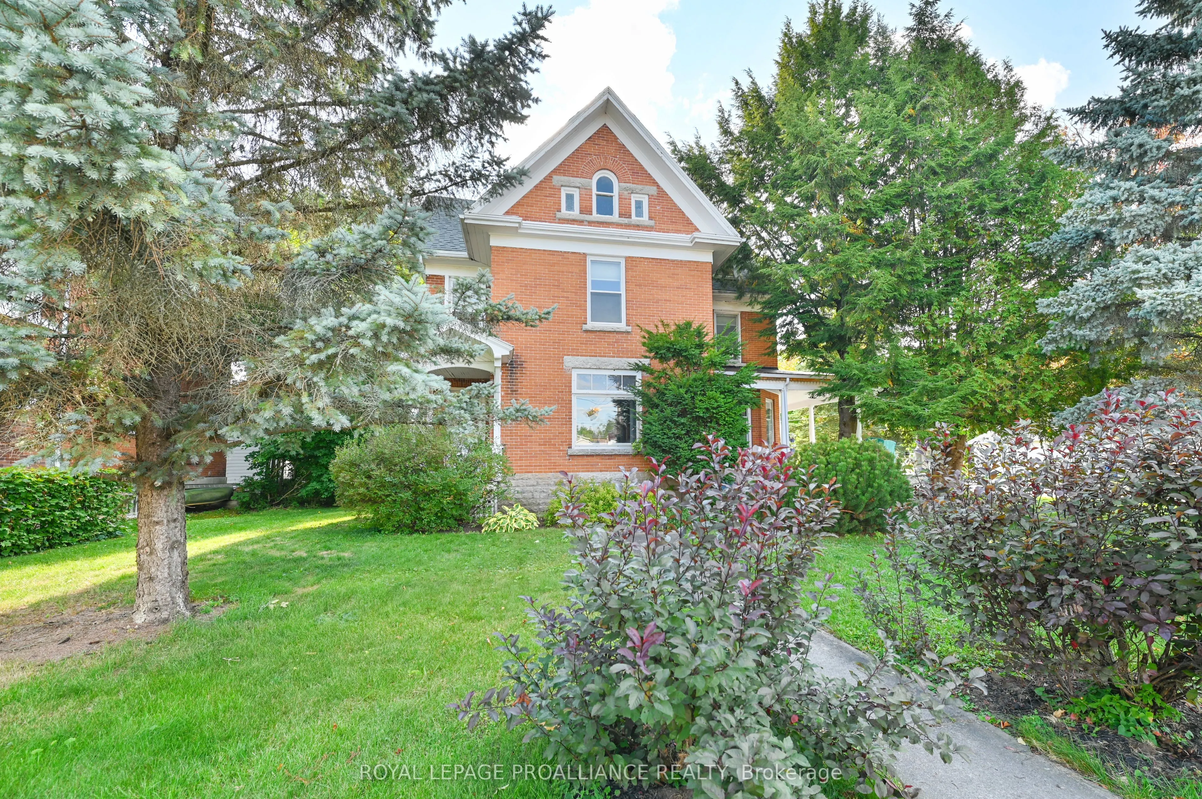 262 Metcalf Street