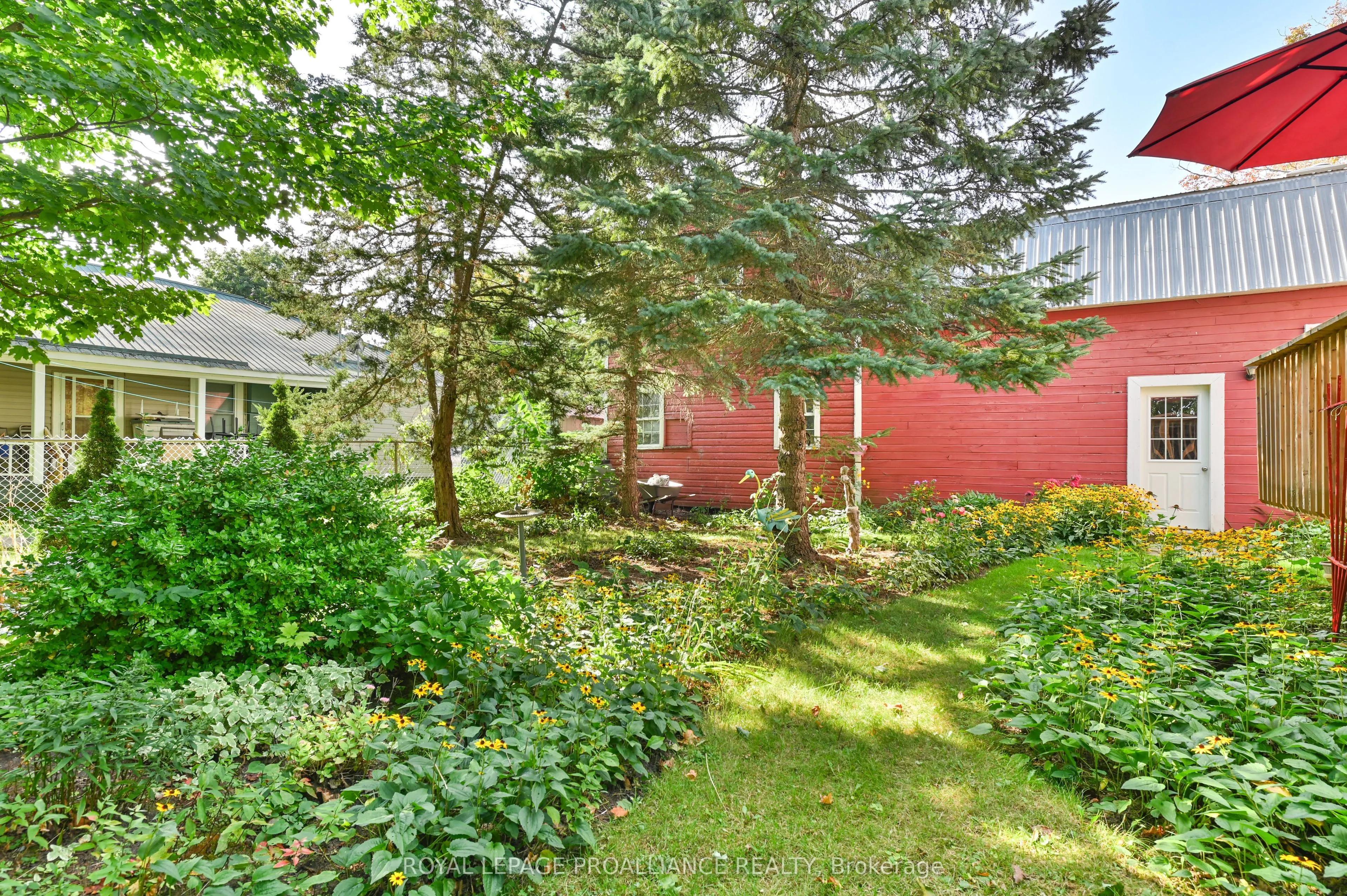 262 Metcalf Street