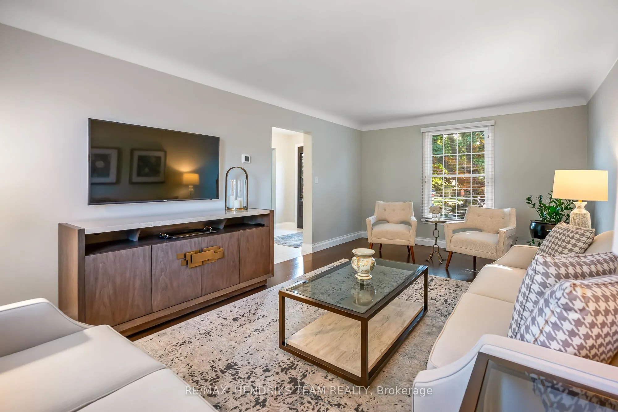 4 Upper Canada Drive