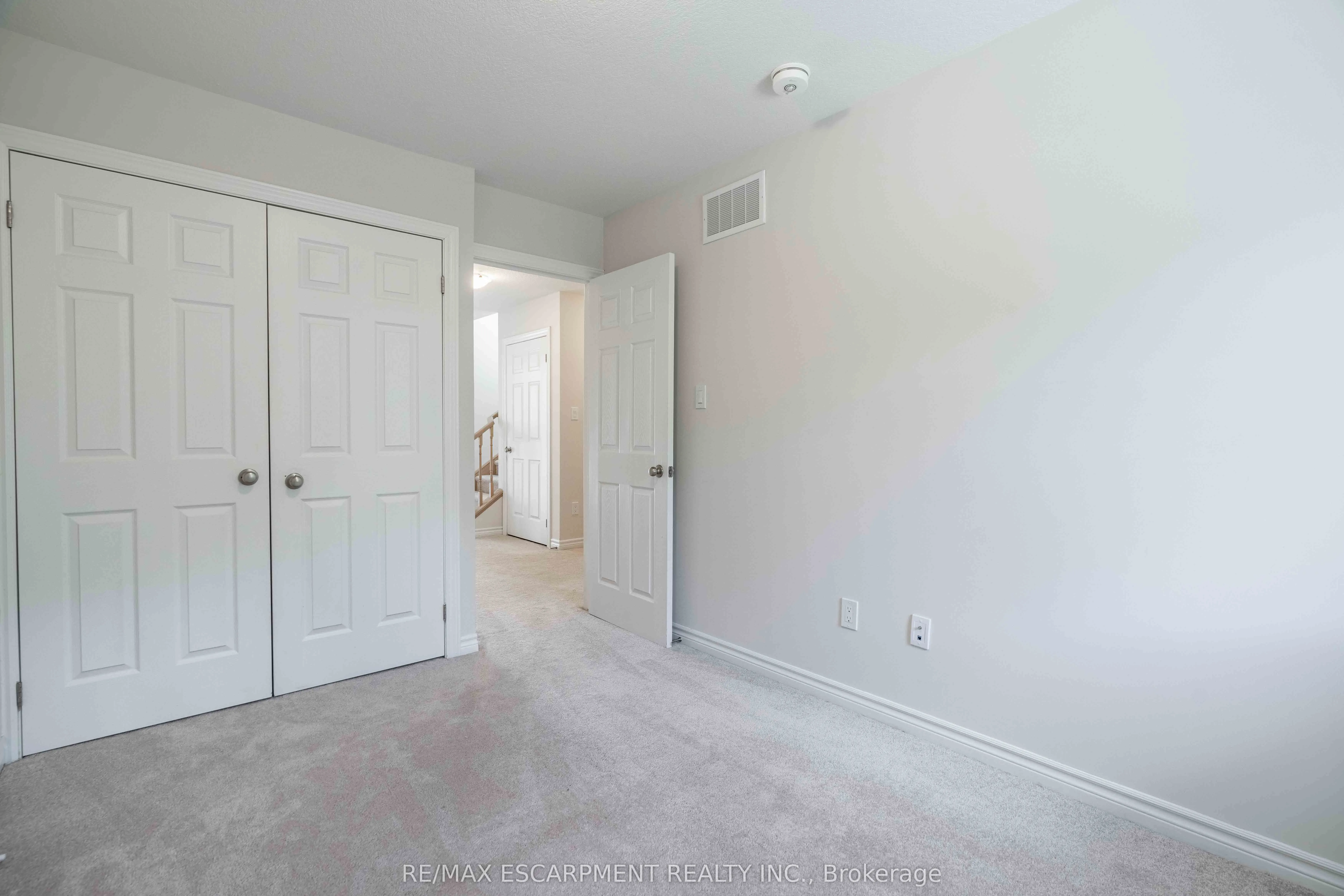677 Park Road, #7