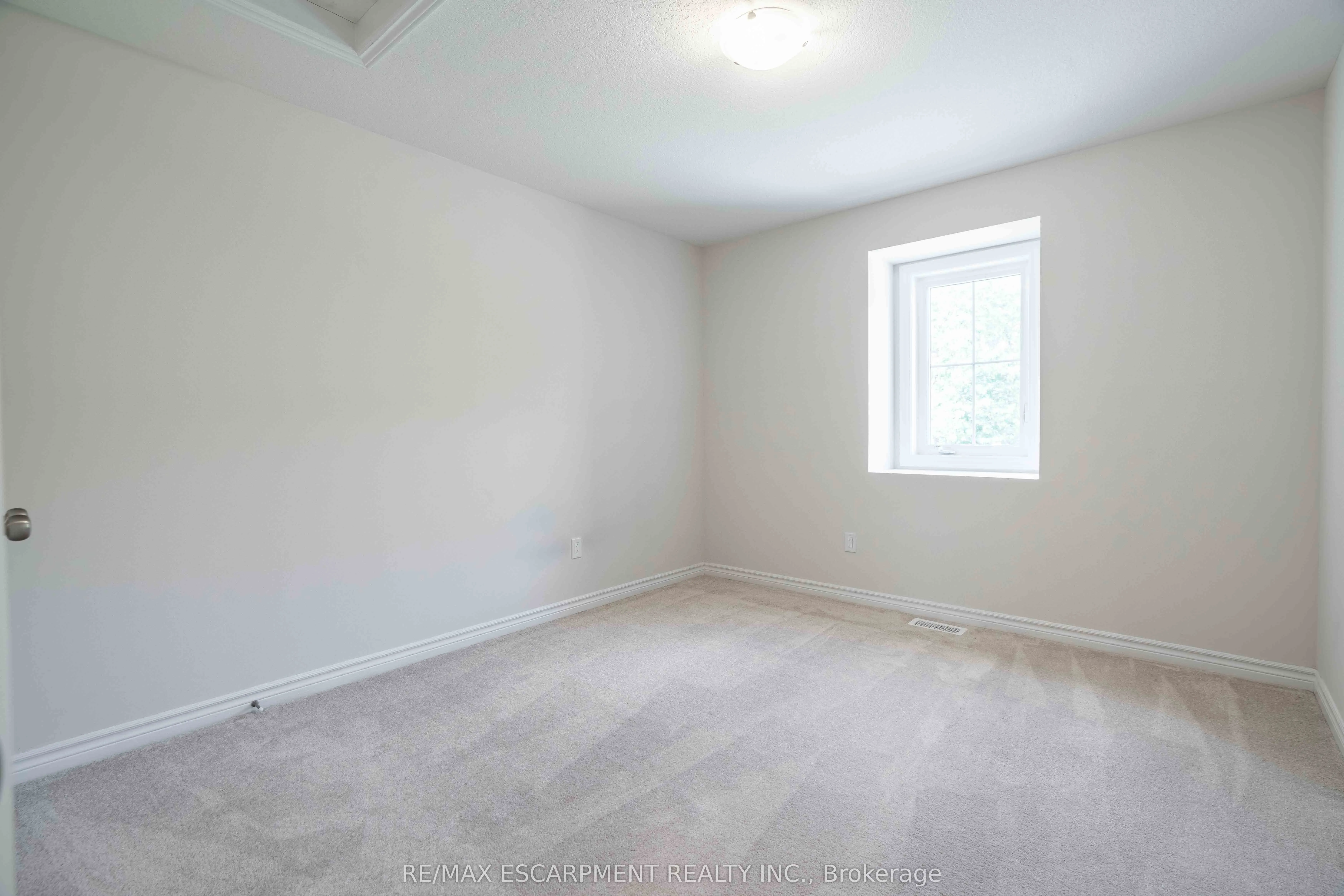 677 Park Road, #7