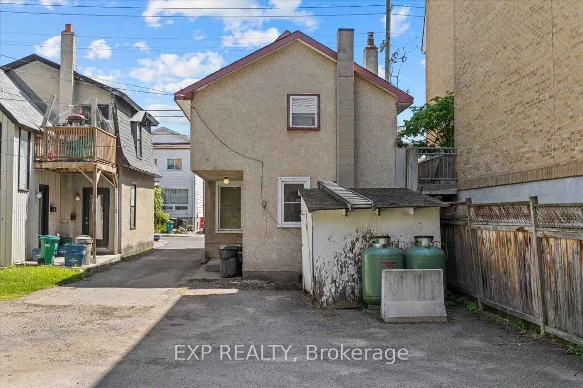 198 Hinchey Avenue