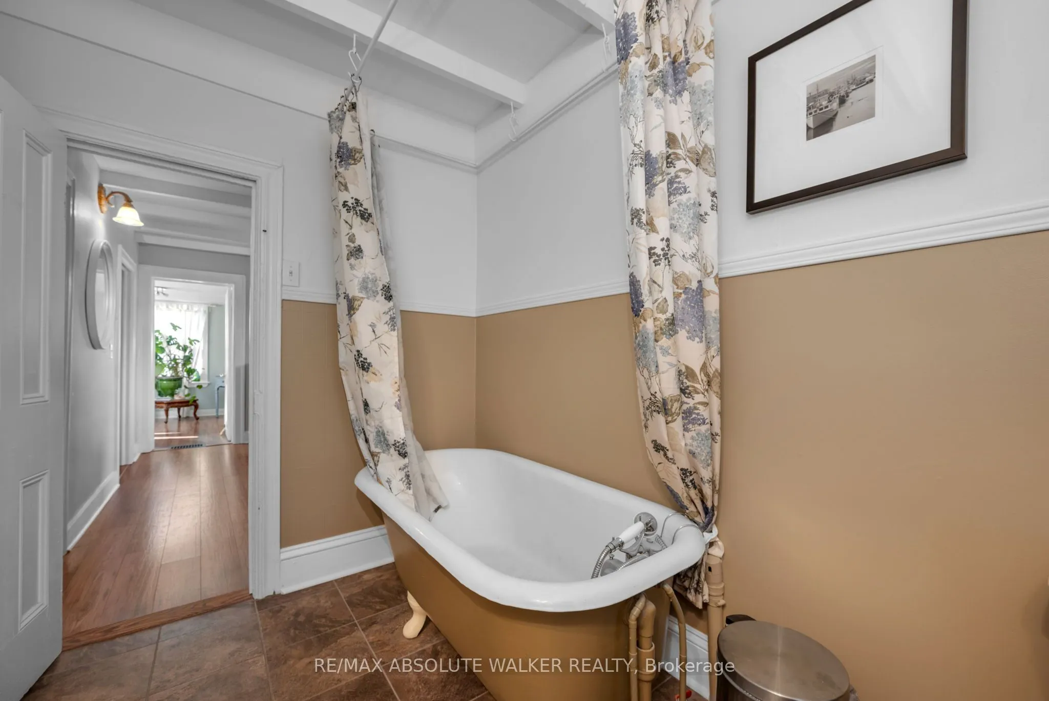 383 Danforth Avenue