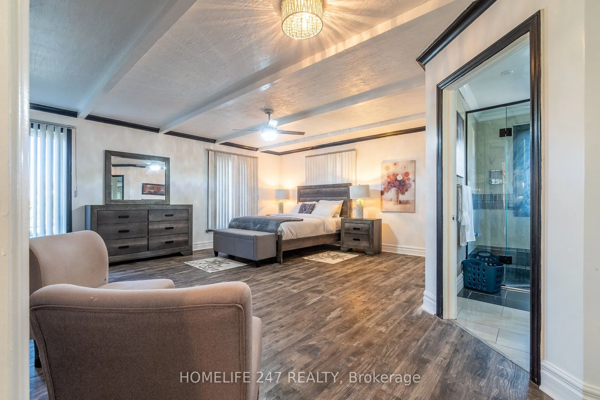 137 Commissioners Road E
