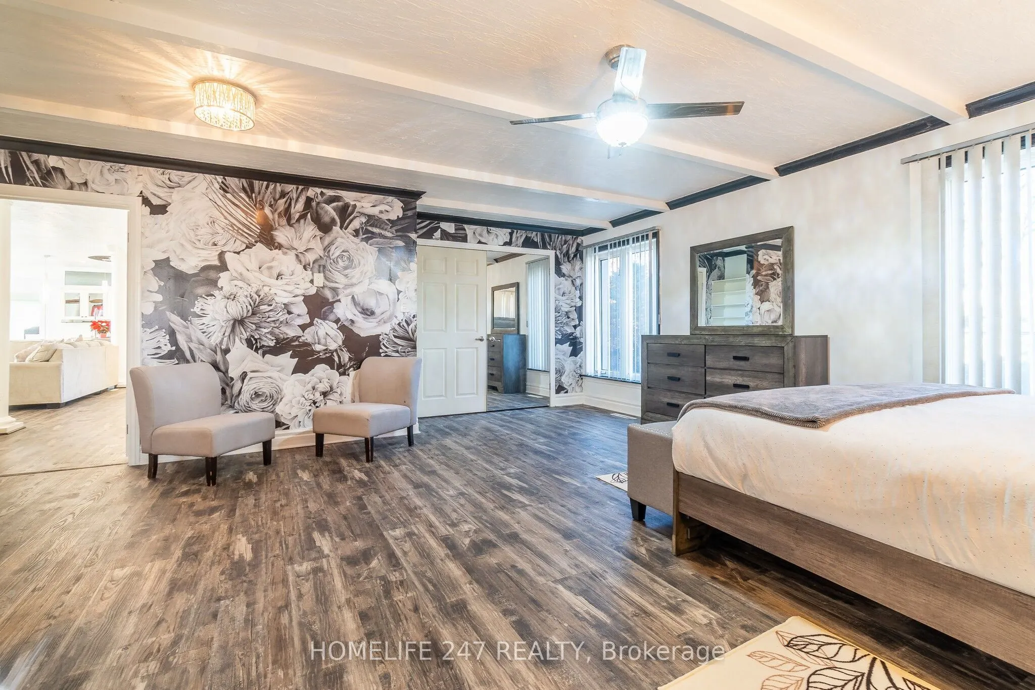 137 Commissioners Road E