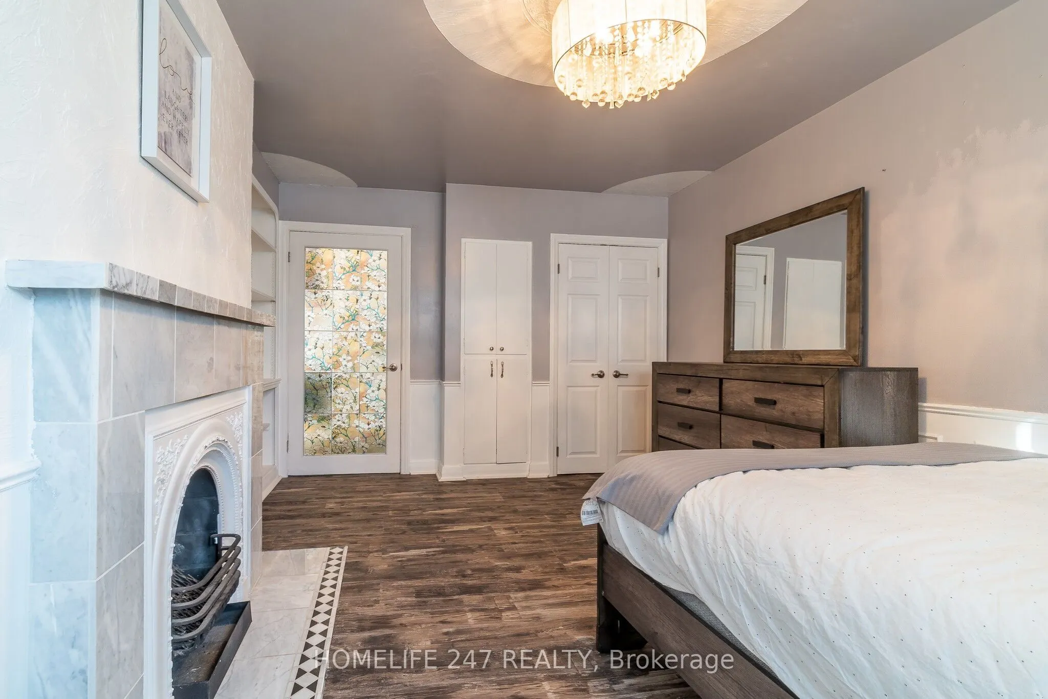 137 Commissioners Road E