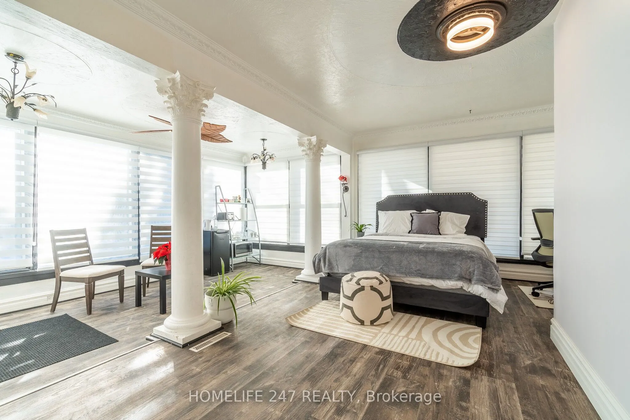 137 Commissioners Road E