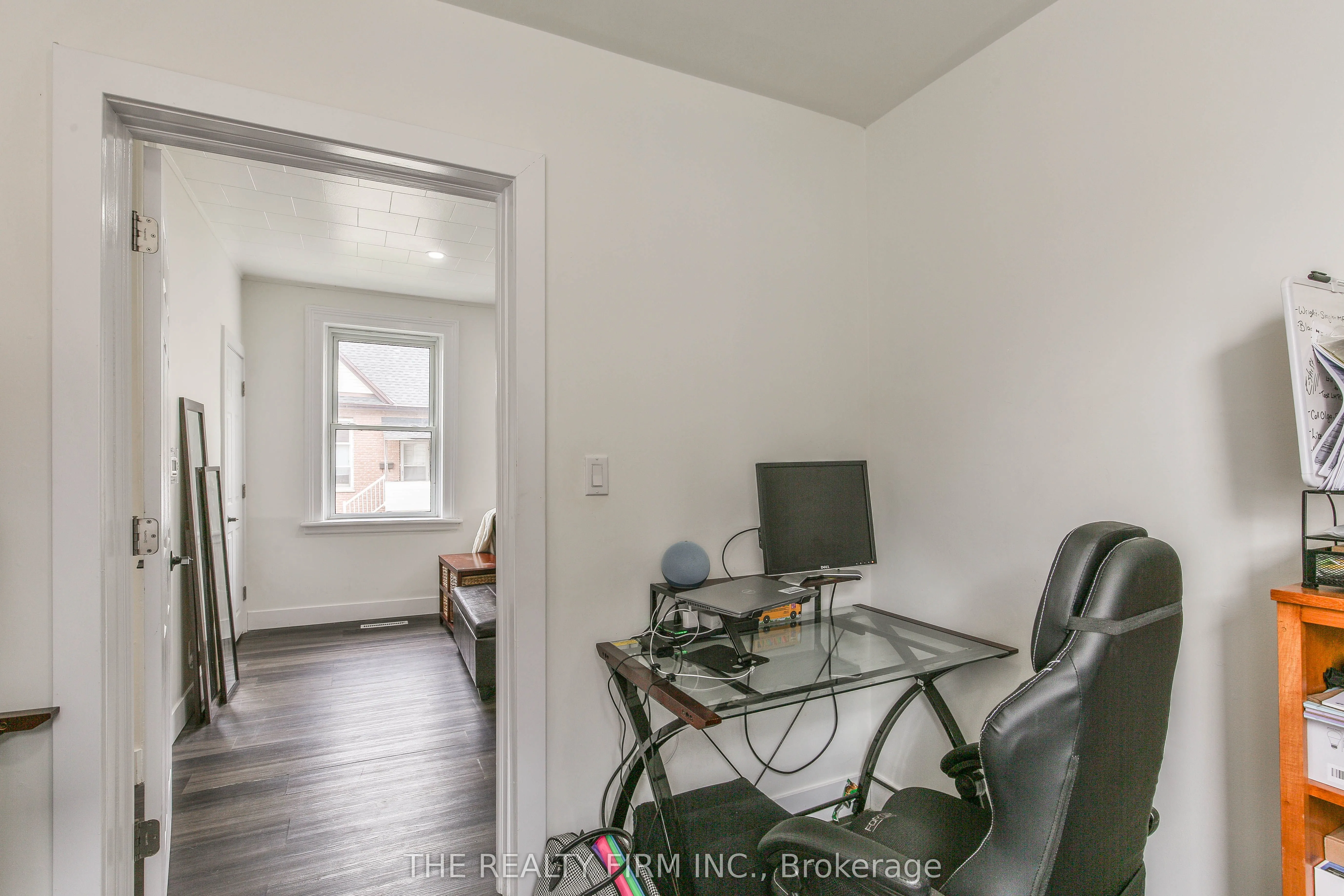 12 WELDON Avenue