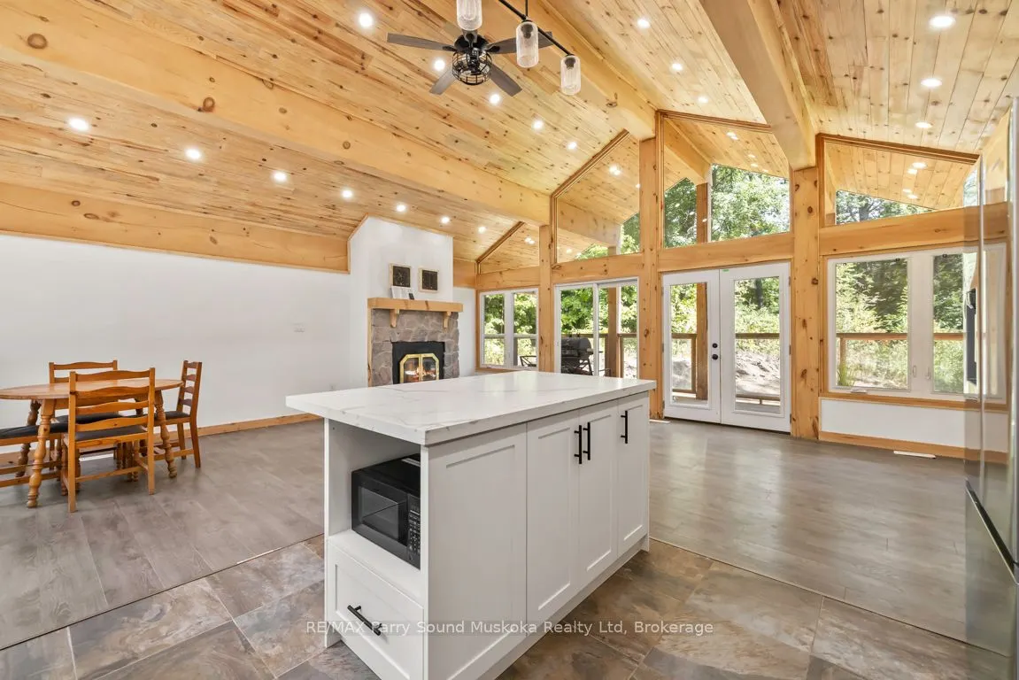 15 Rankin Lake Road