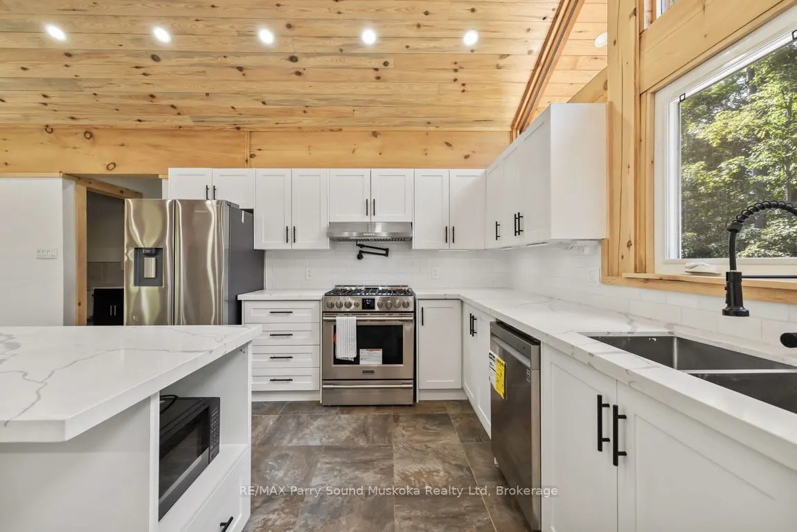 15 Rankin Lake Road