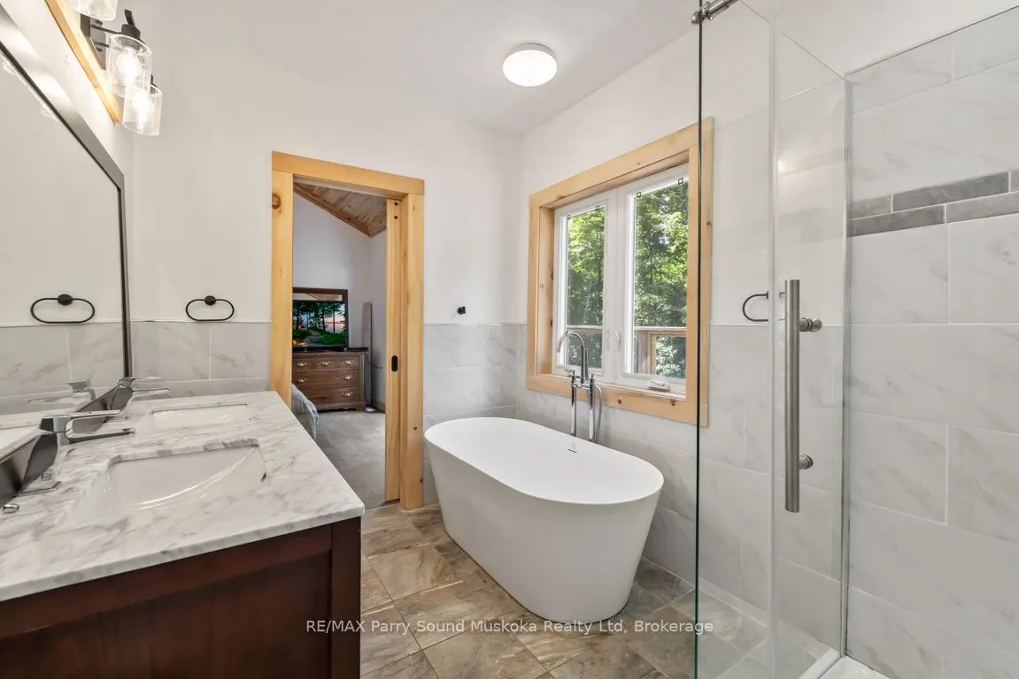 15 Rankin Lake Road