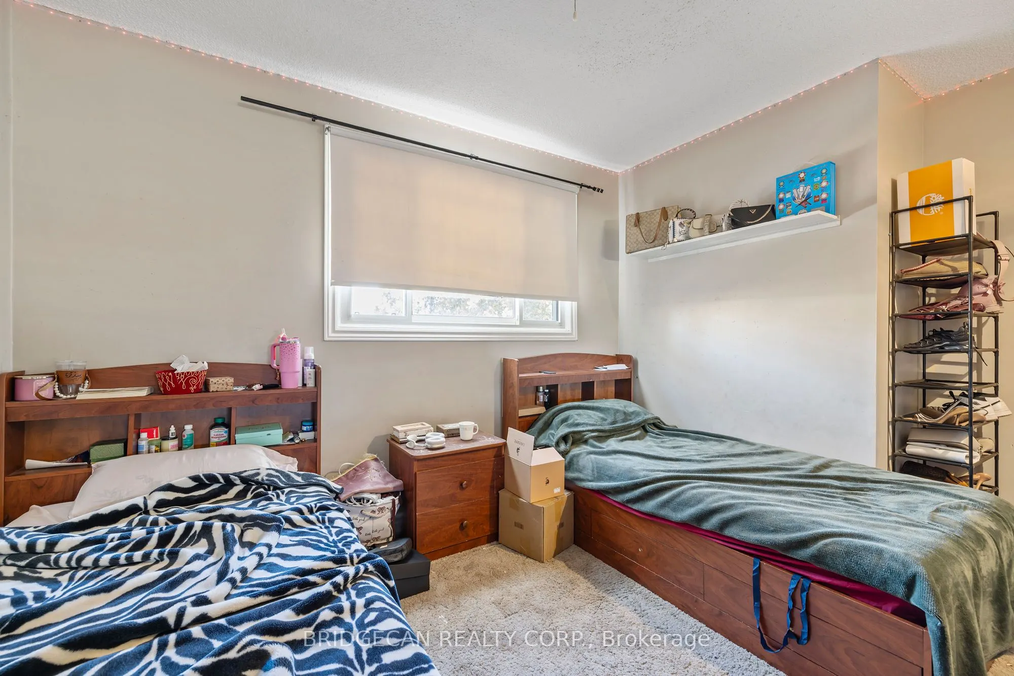 490 Queen Victoria Drive