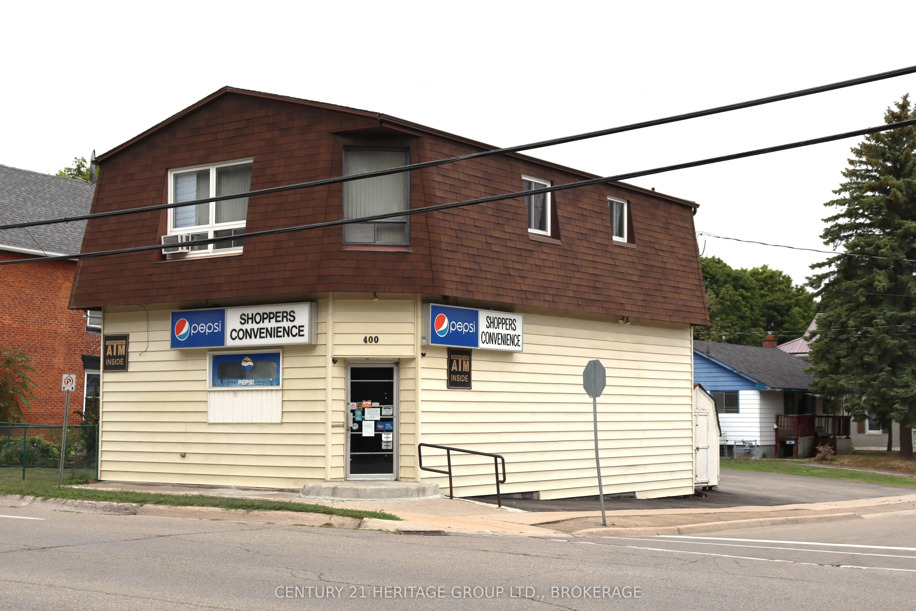 400 King Street W