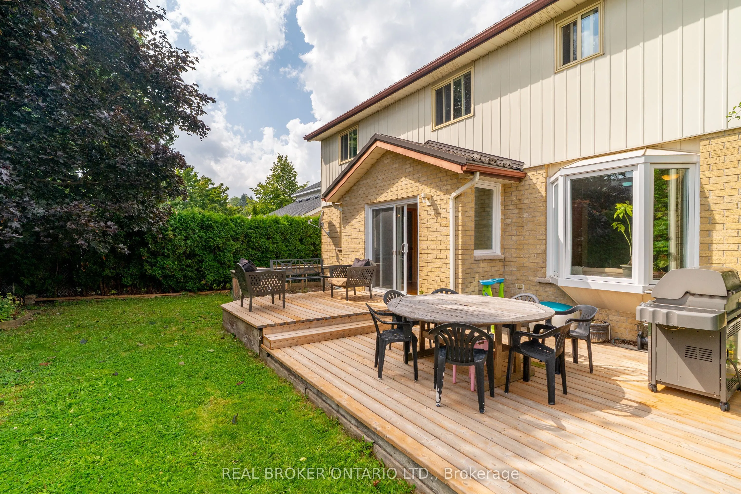 3 Brookhaven Court