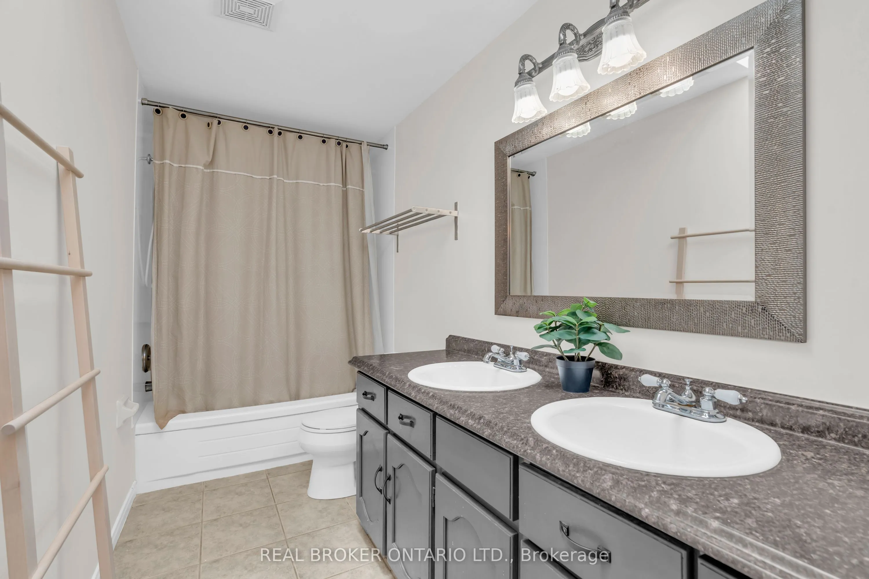 3 Brookhaven Court