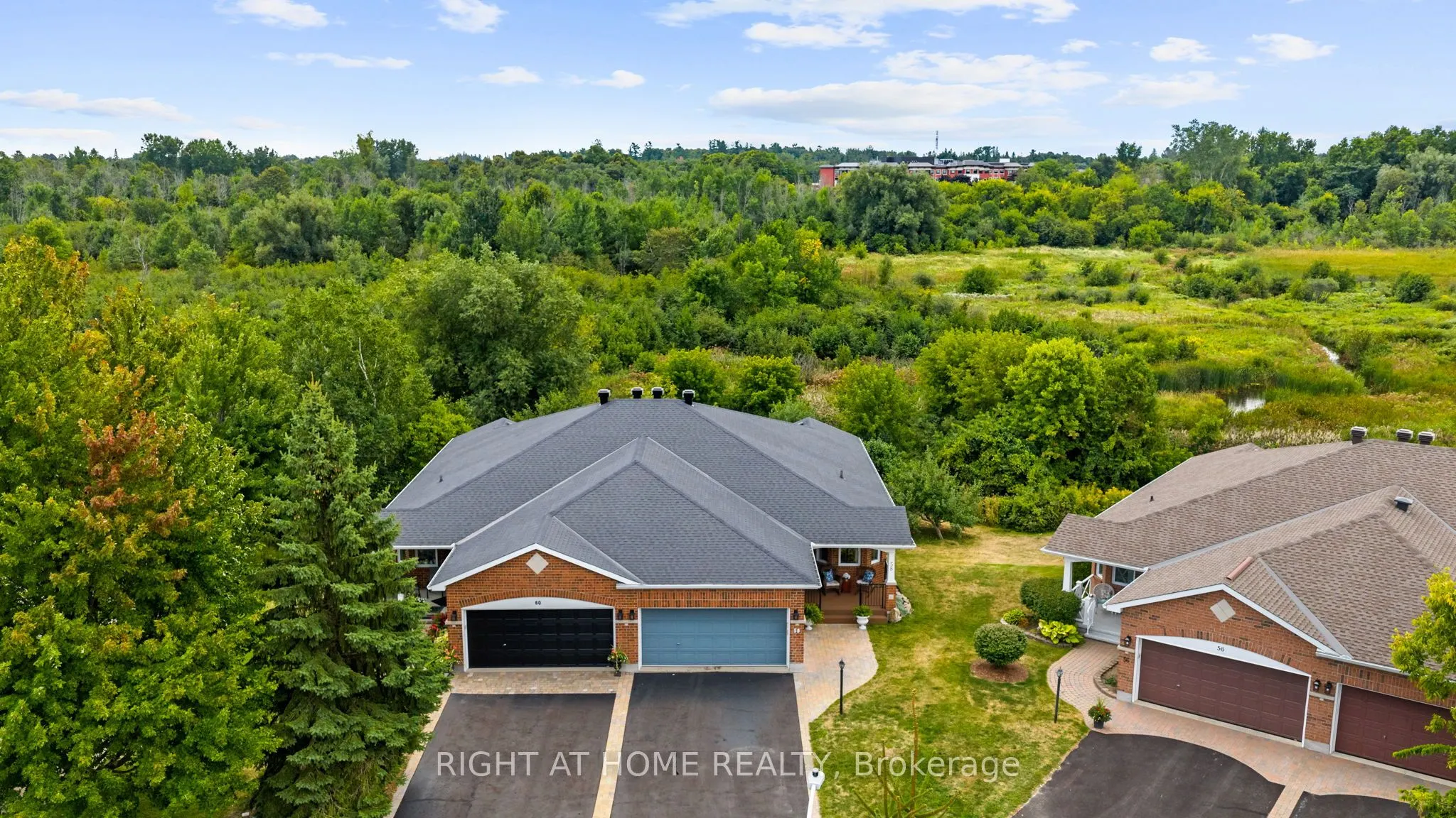 58 AMBERLAKES Drive