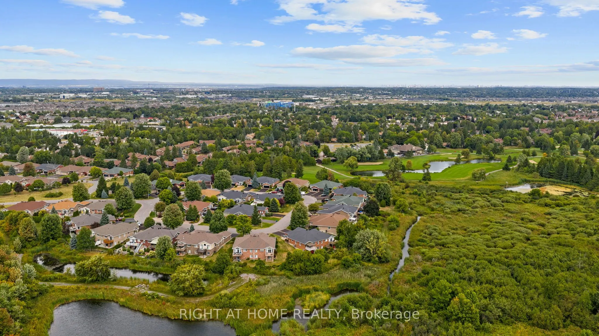 58 AMBERLAKES Drive