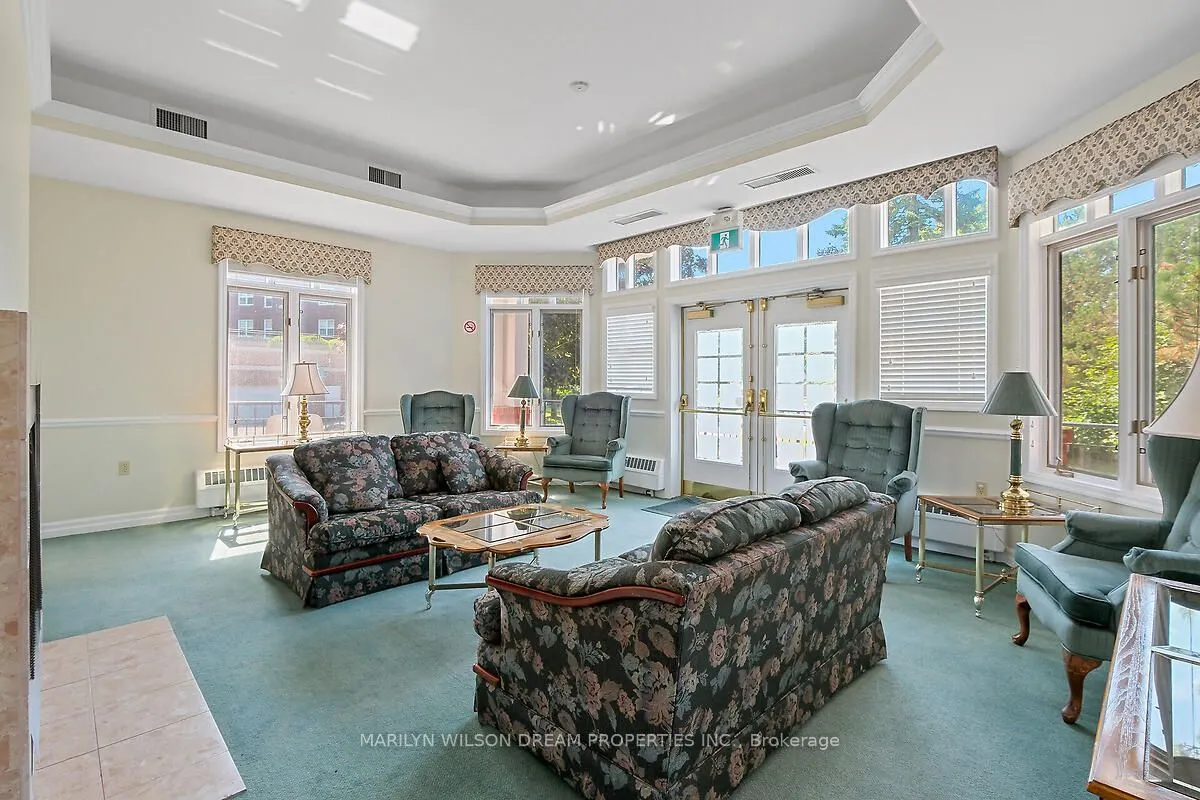 136 Darlington Private