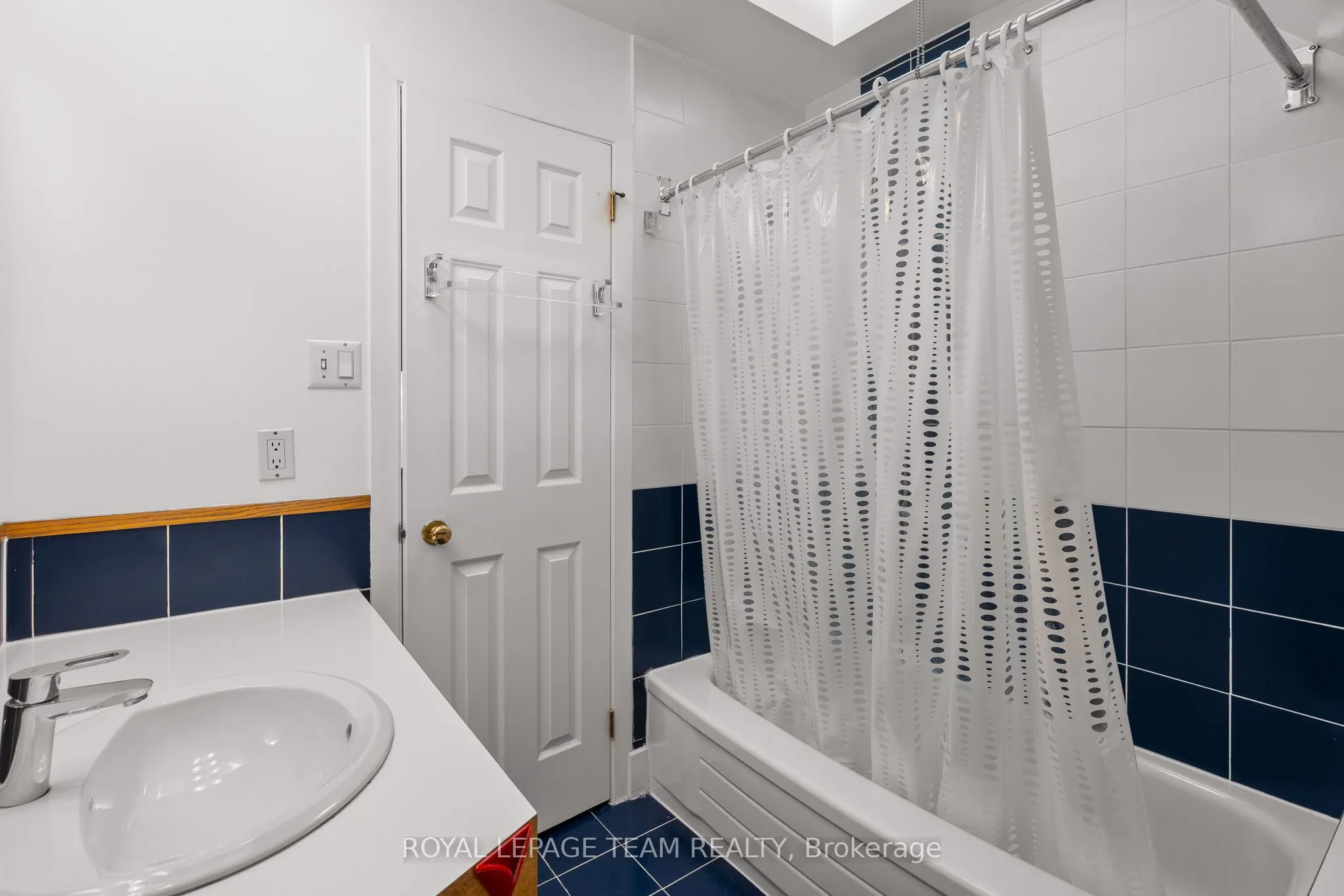 595 Besserer Street, #A