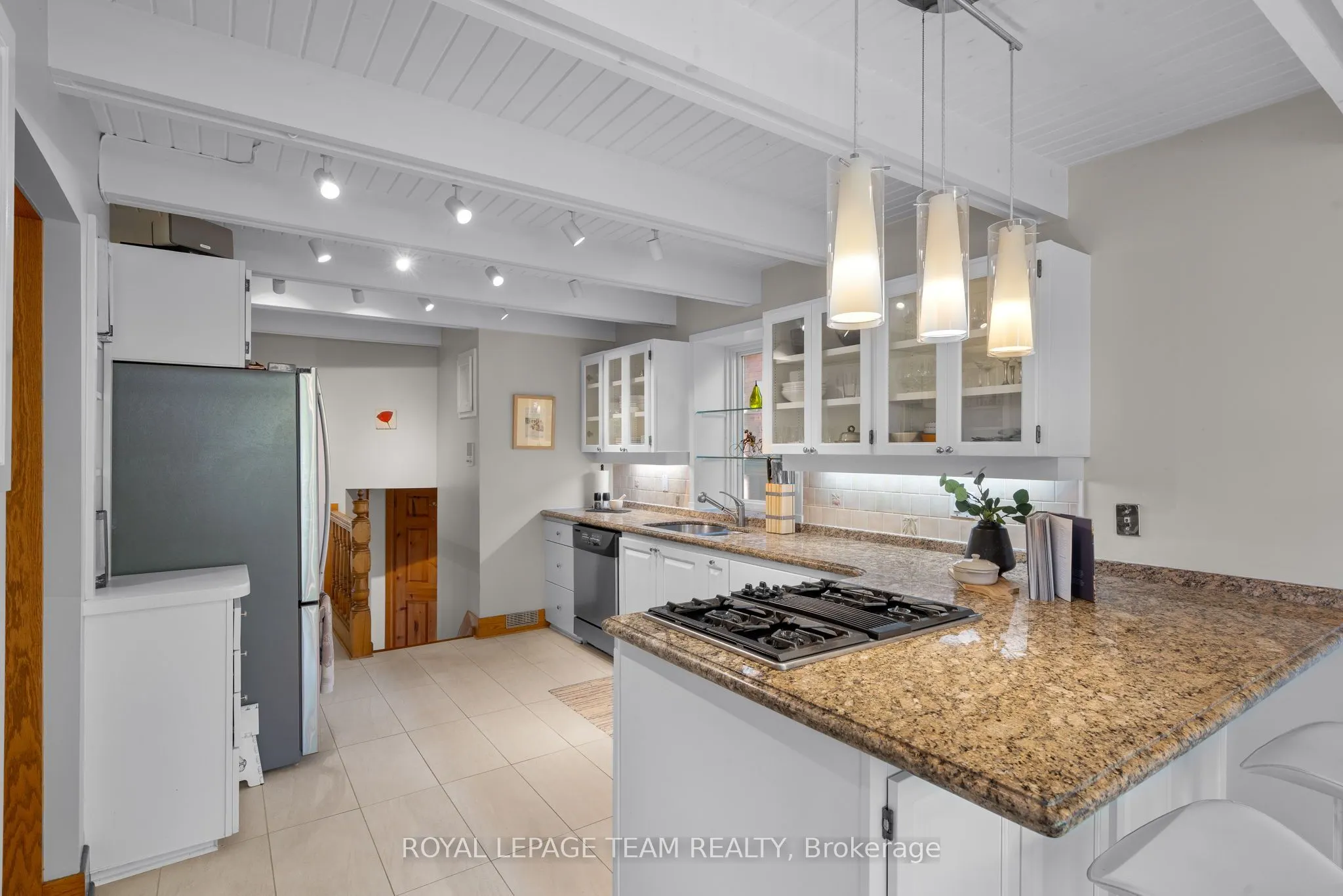 595 Besserer Street, #A