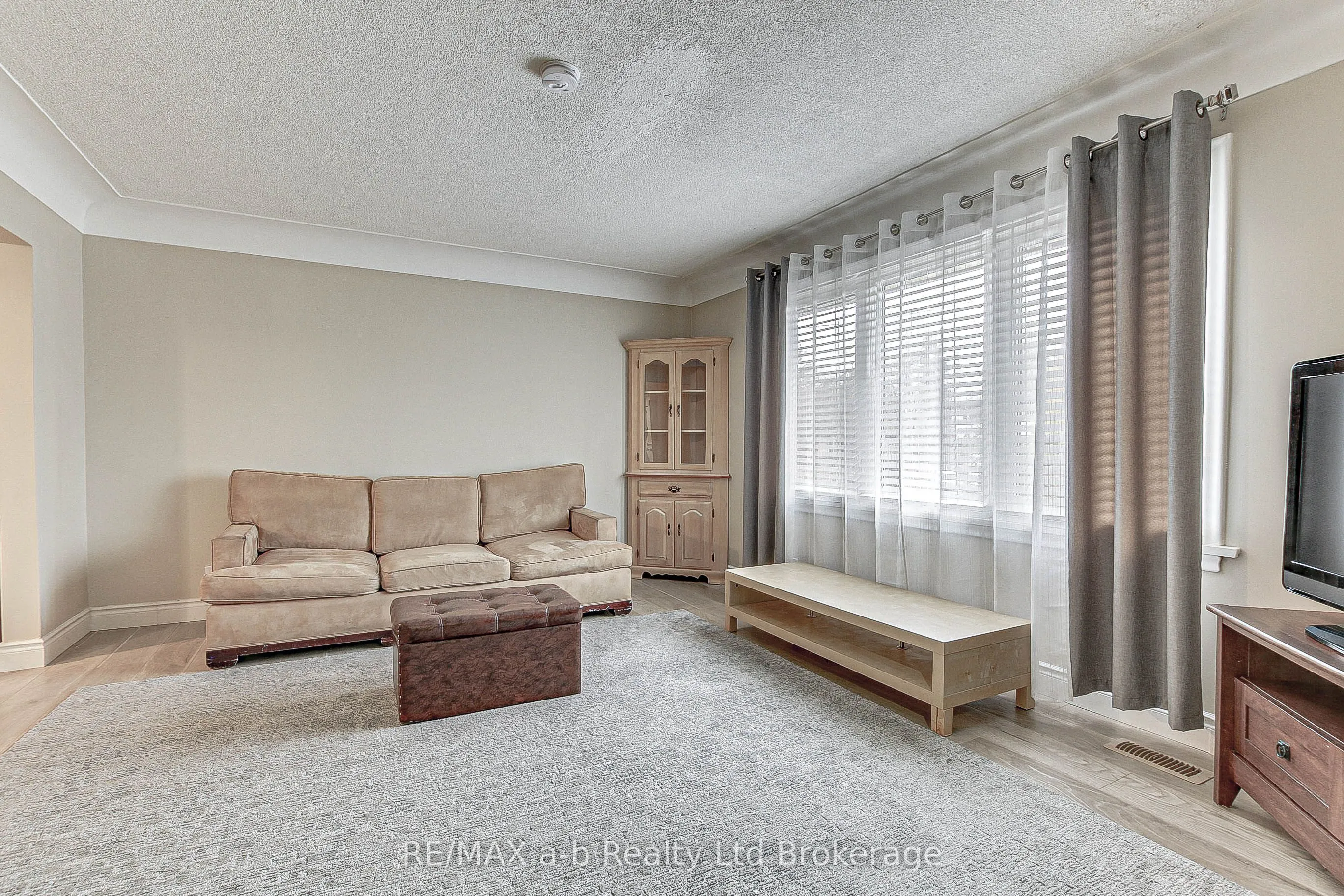 476 Prospect Avenue
