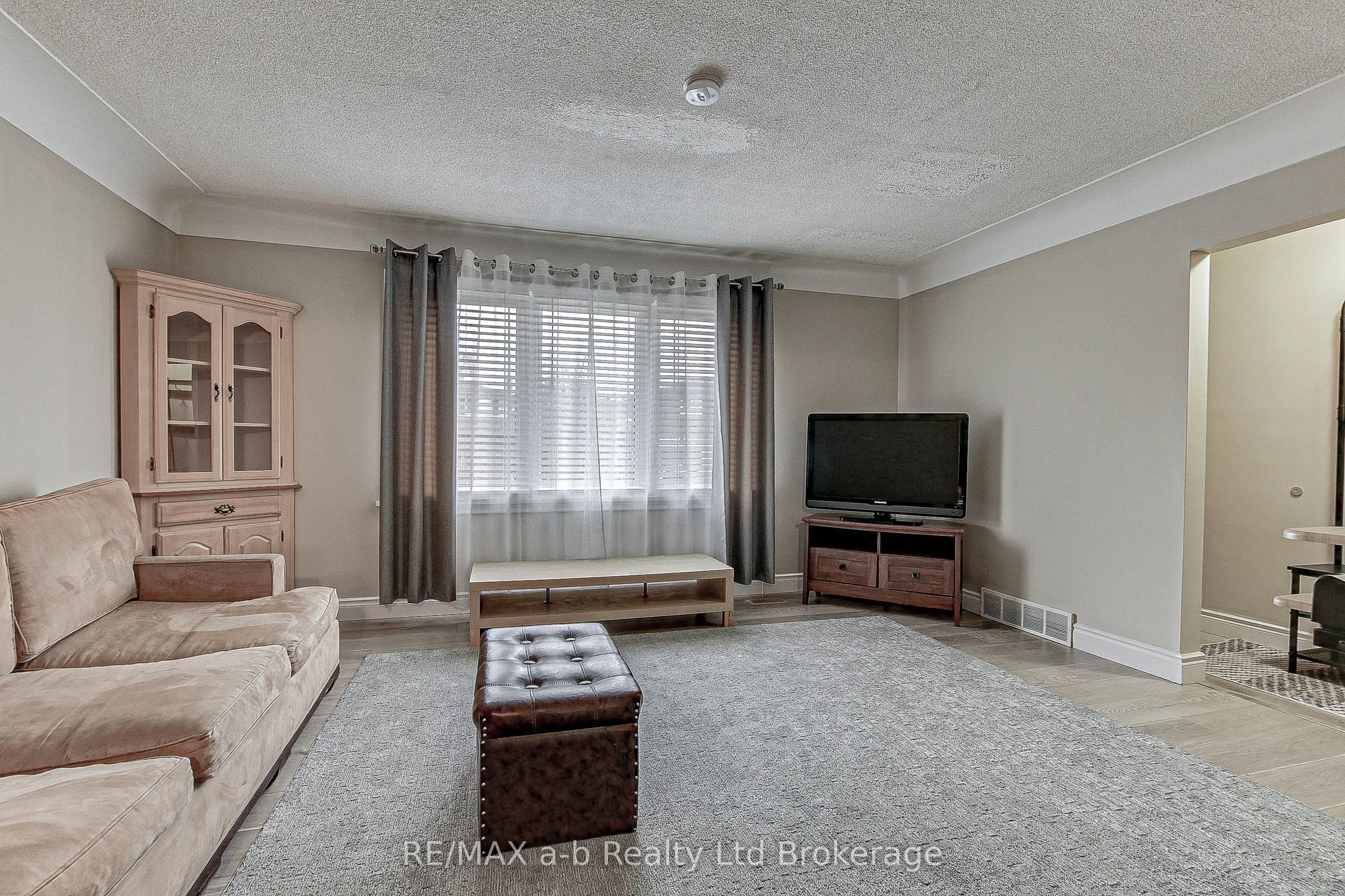 476 Prospect Avenue