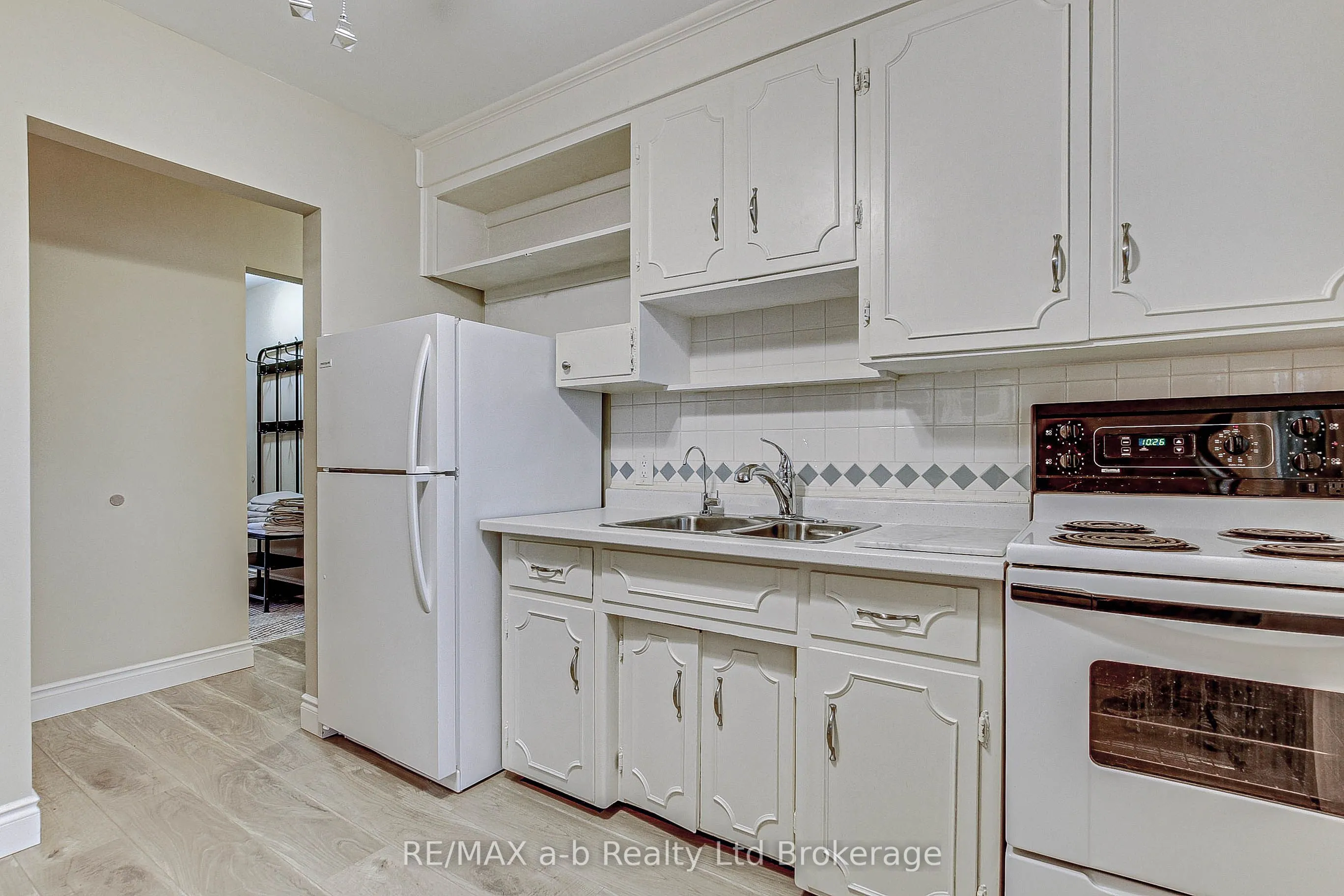 476 Prospect Avenue